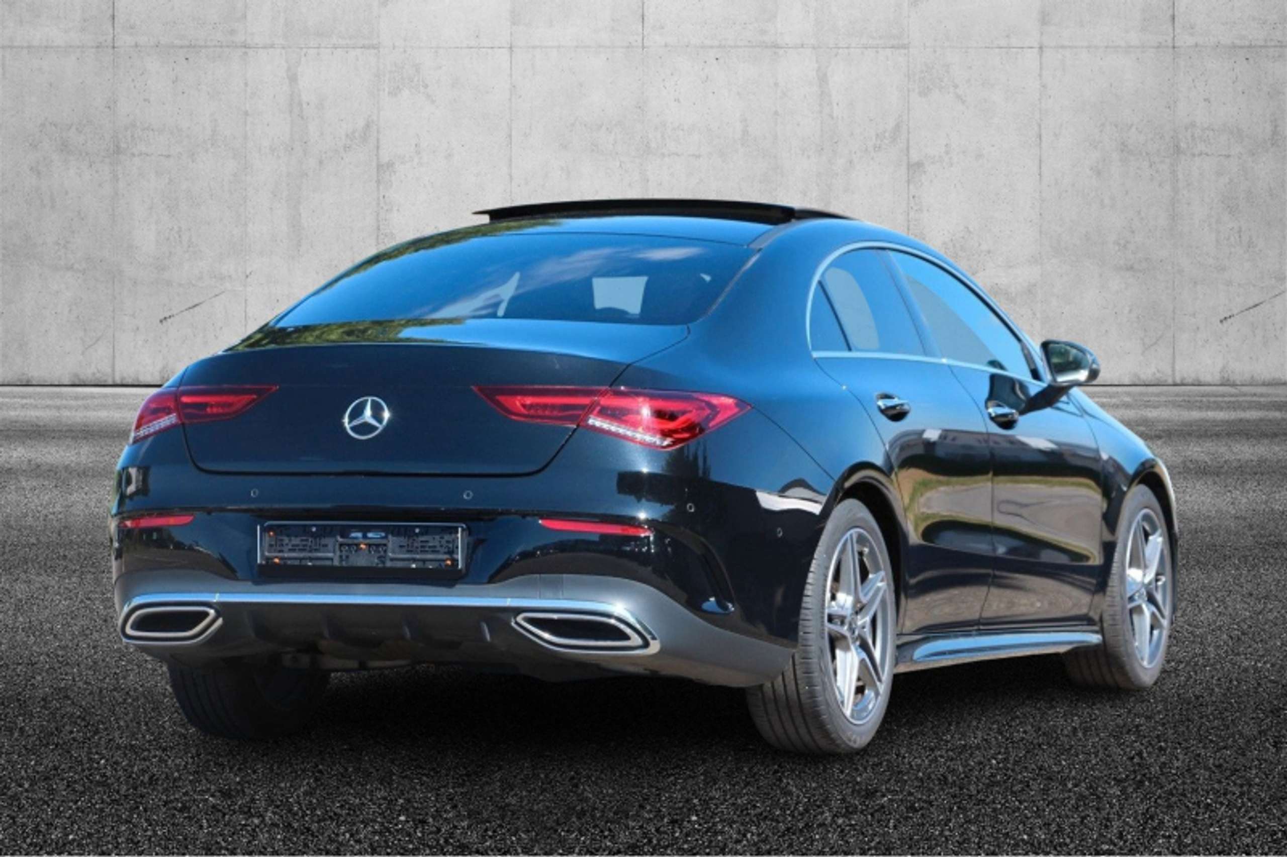 Mercedes-Benz - CLA 250