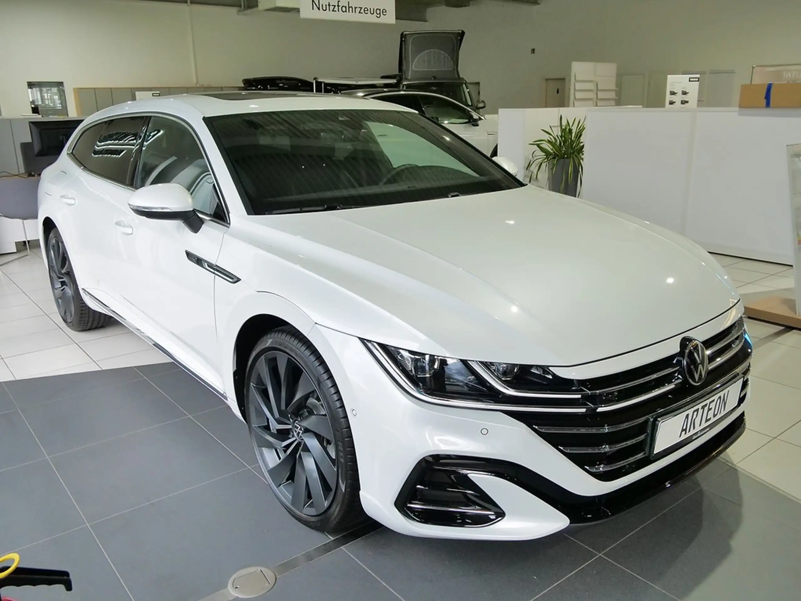 Volkswagen - Arteon