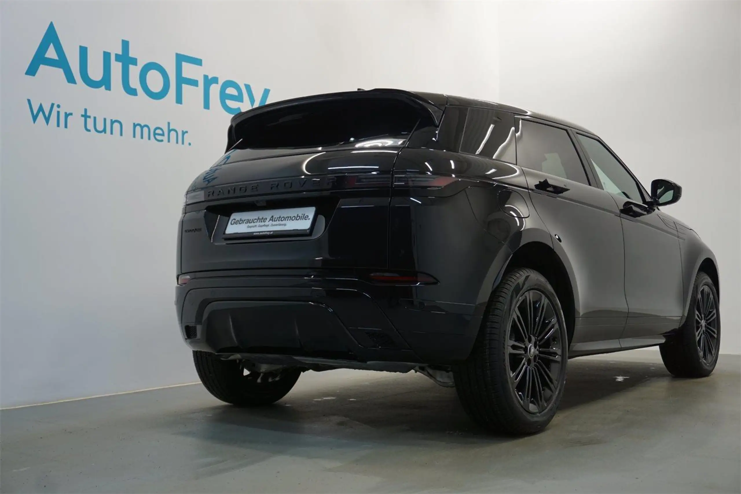 Land Rover - Range Rover Evoque