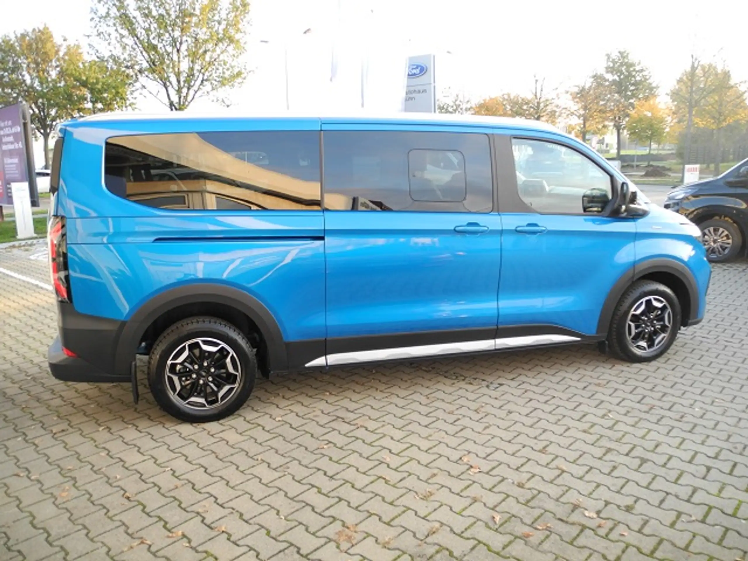 Ford - Tourneo Custom