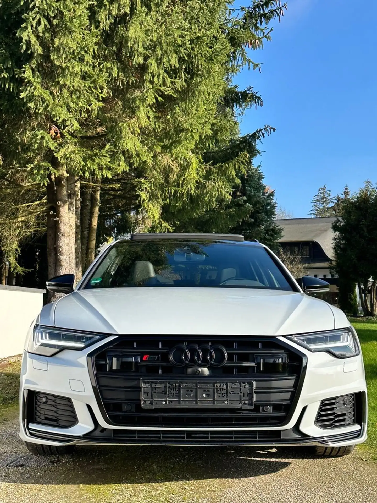 Audi - S6