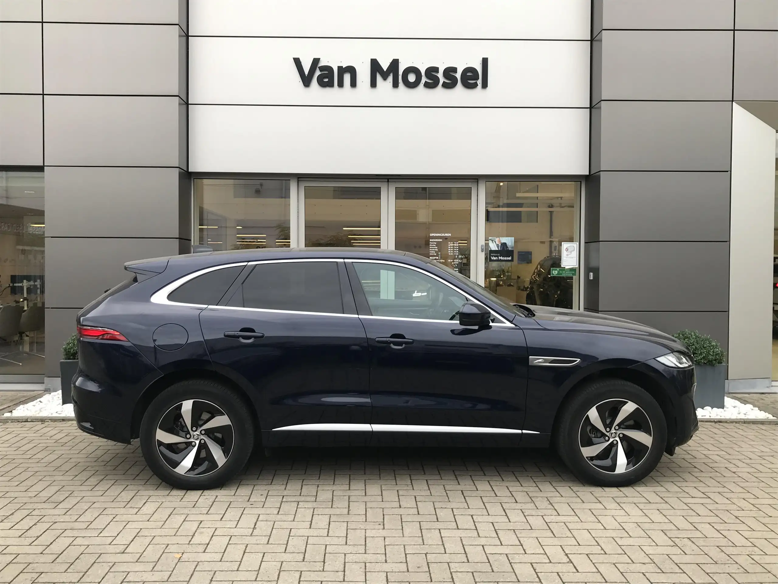 Jaguar - F-Pace