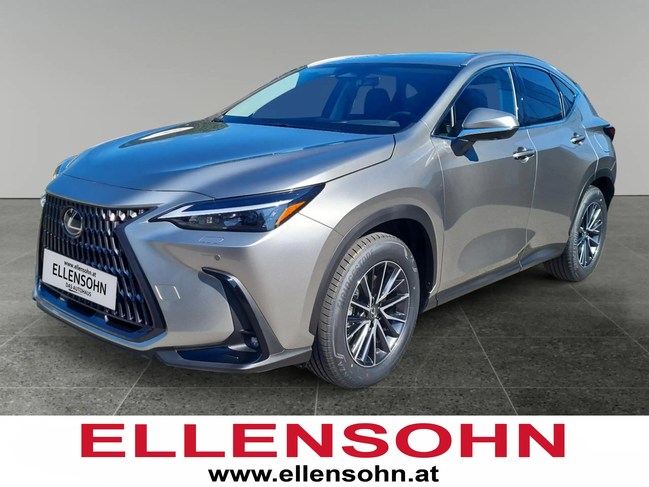 Lexus NX 450h+ 2024