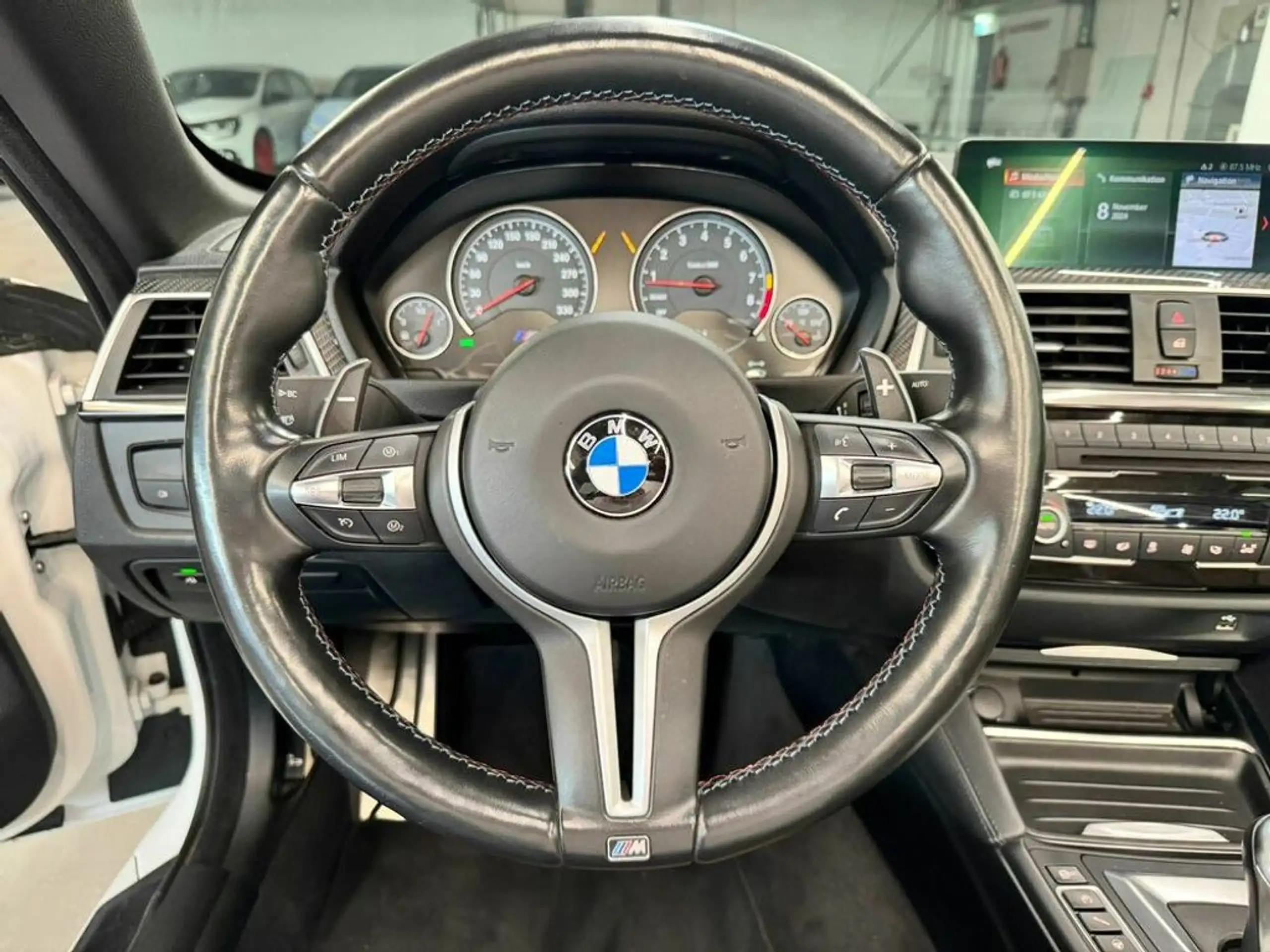 BMW - M4