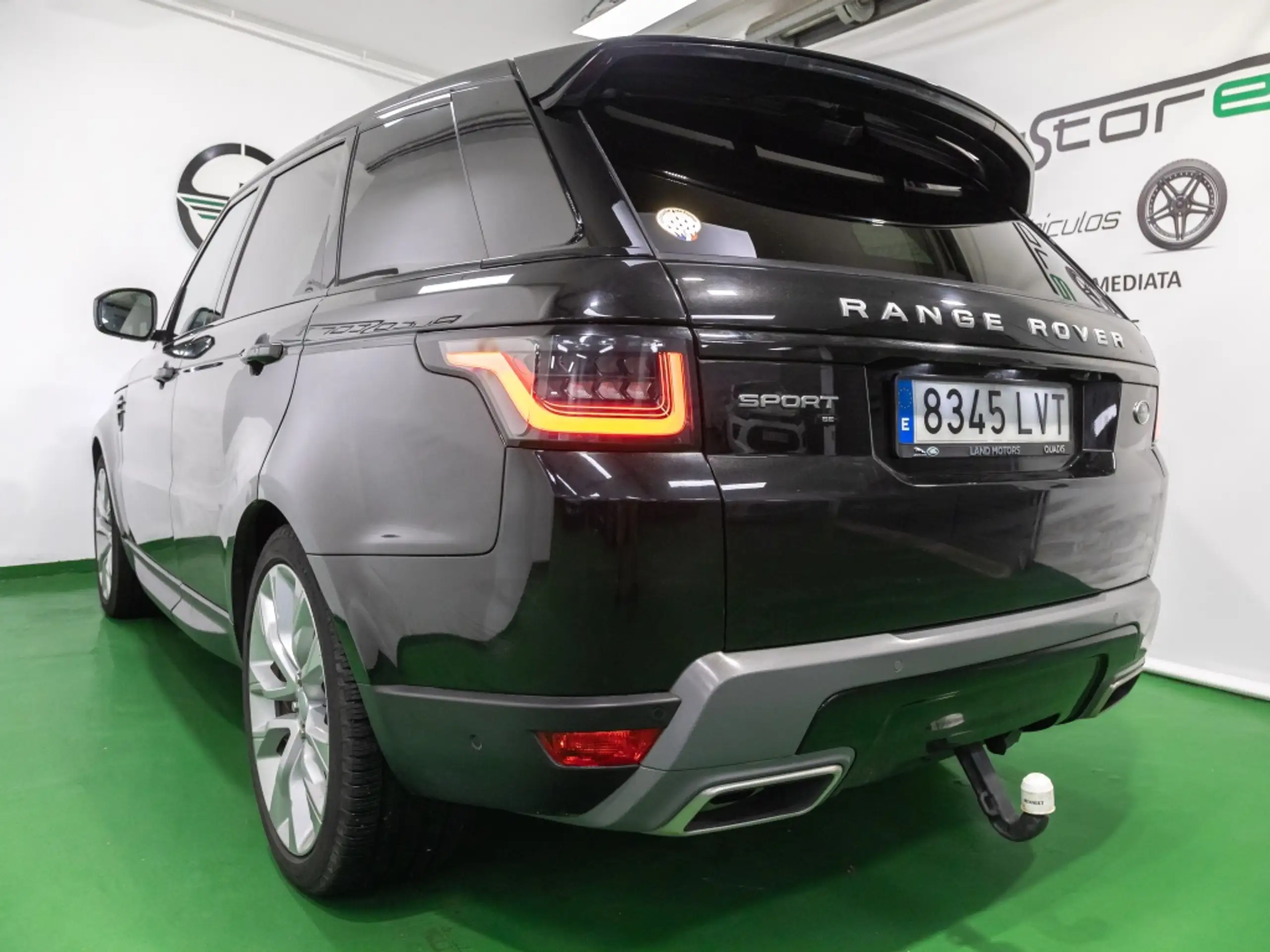 Land Rover - Range Rover Sport