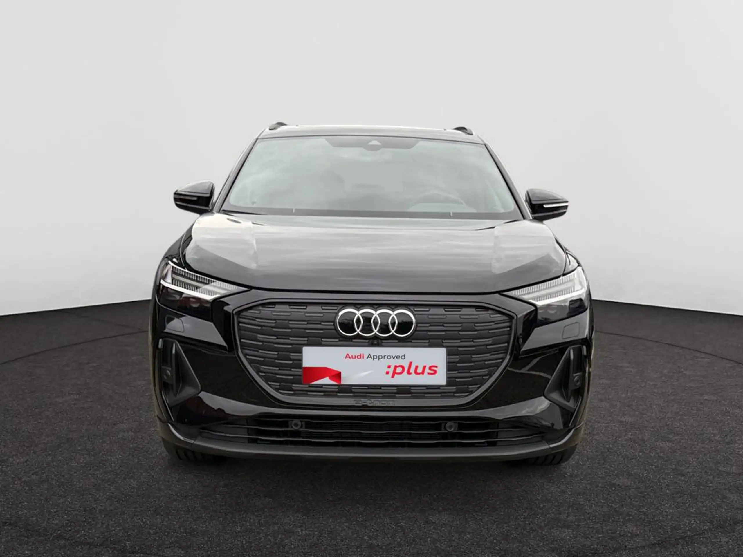 Audi - Q4 e-tron