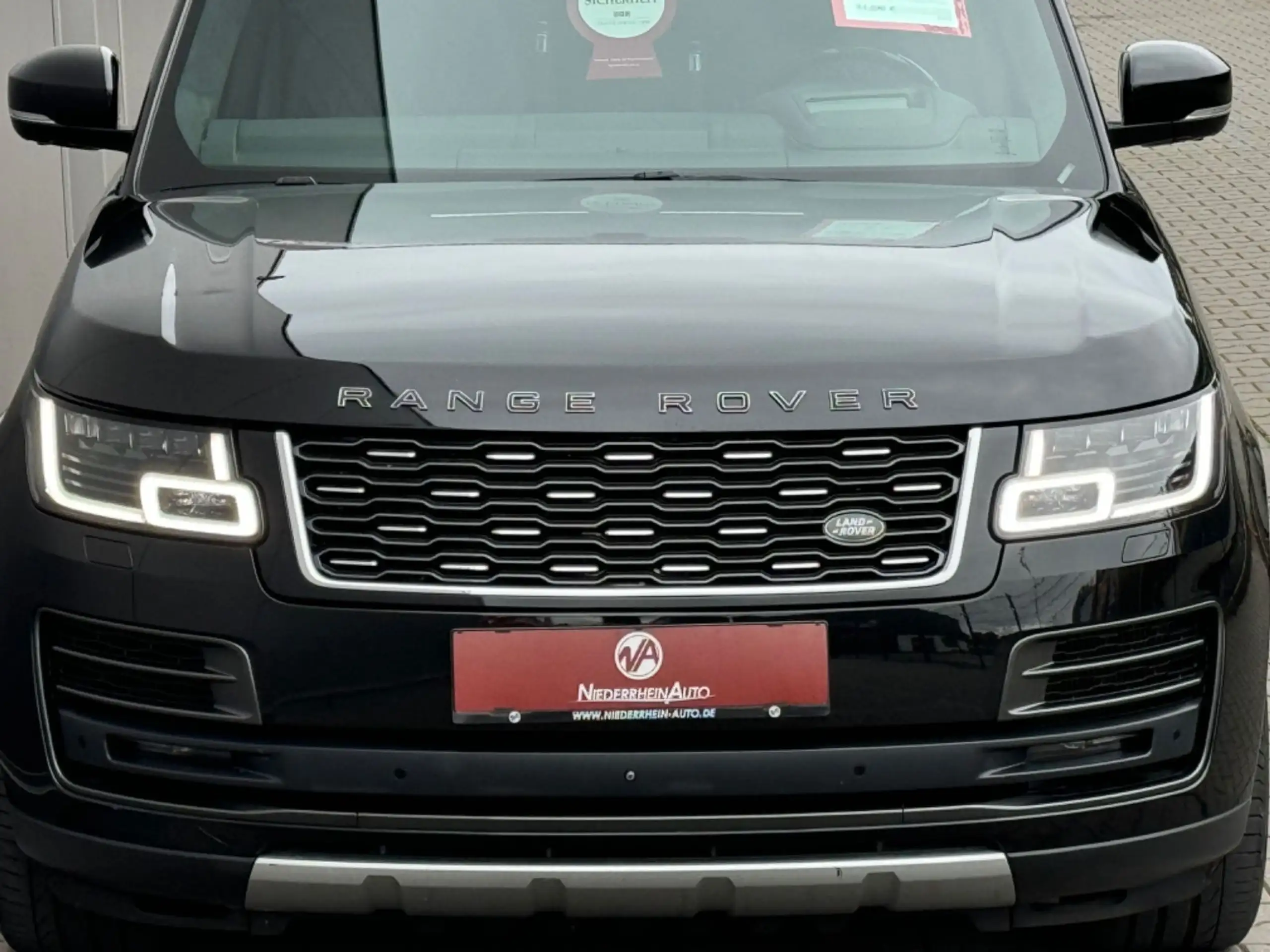 Land Rover - Range Rover