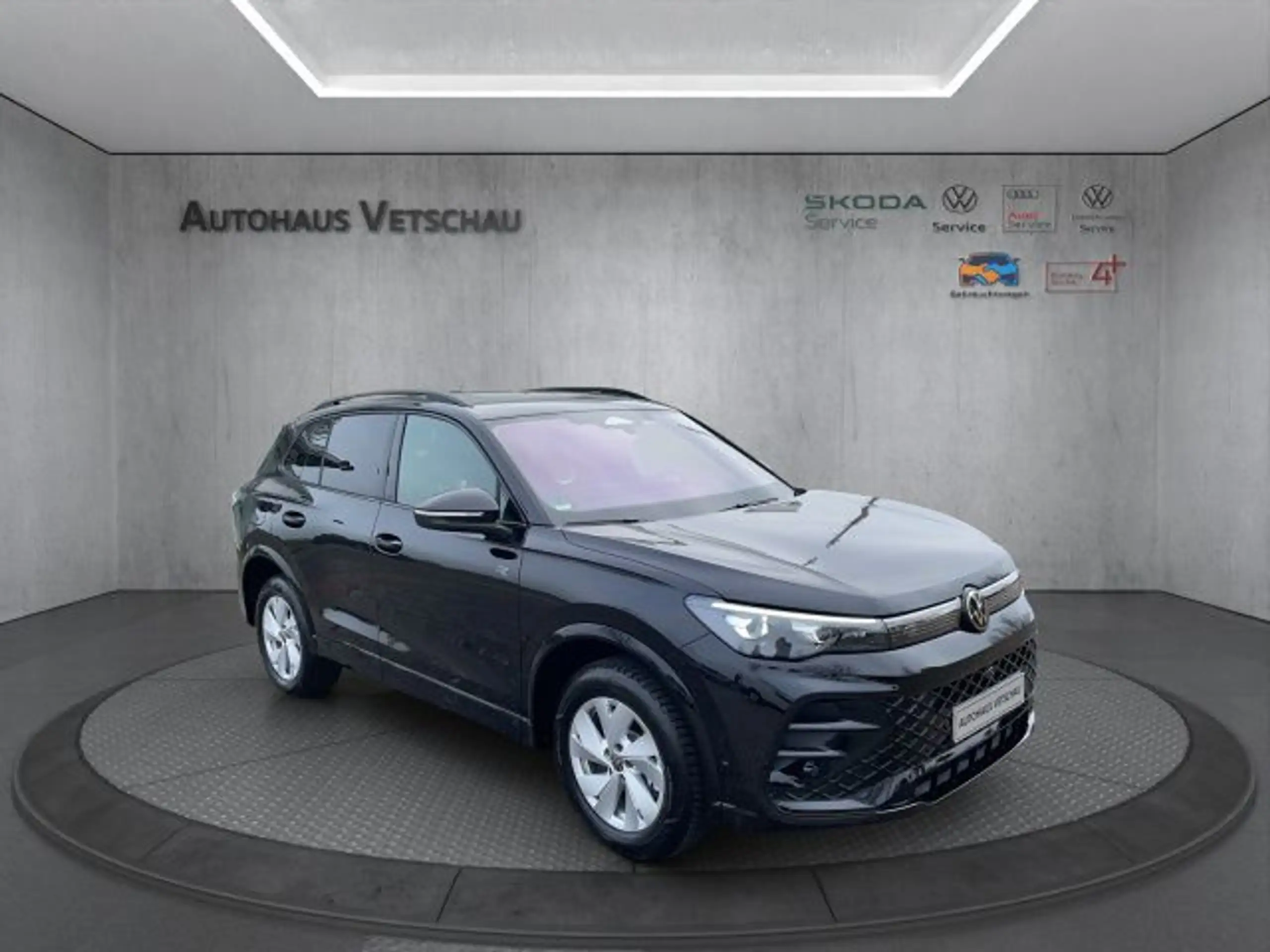 Volkswagen - Tiguan