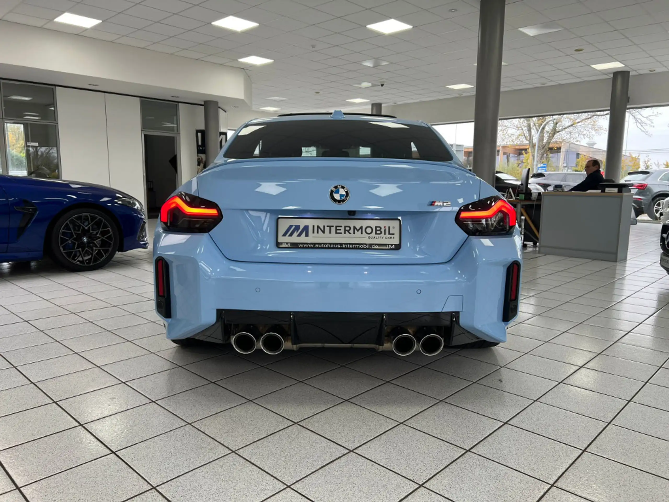 BMW - M2