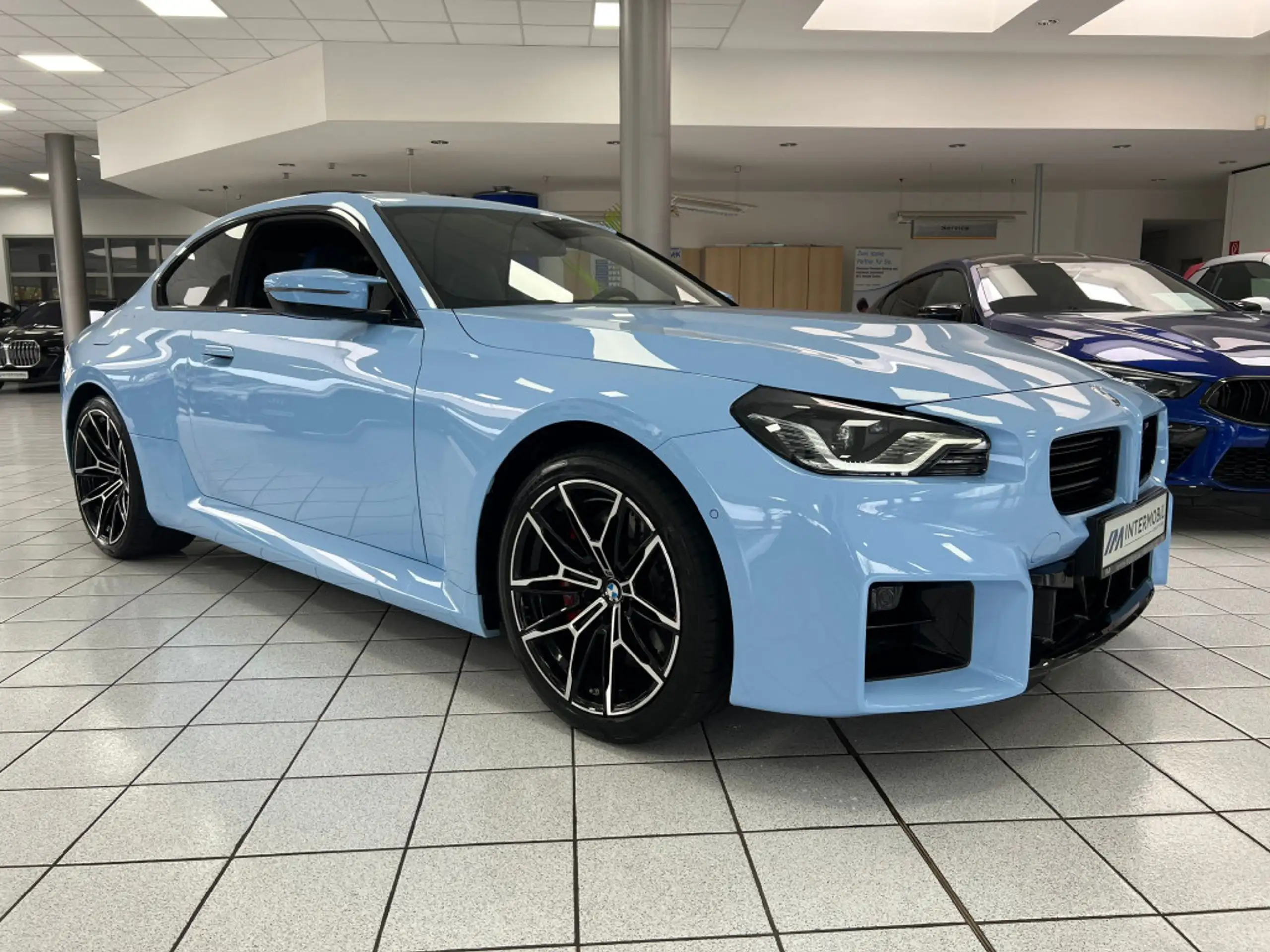 BMW - M2