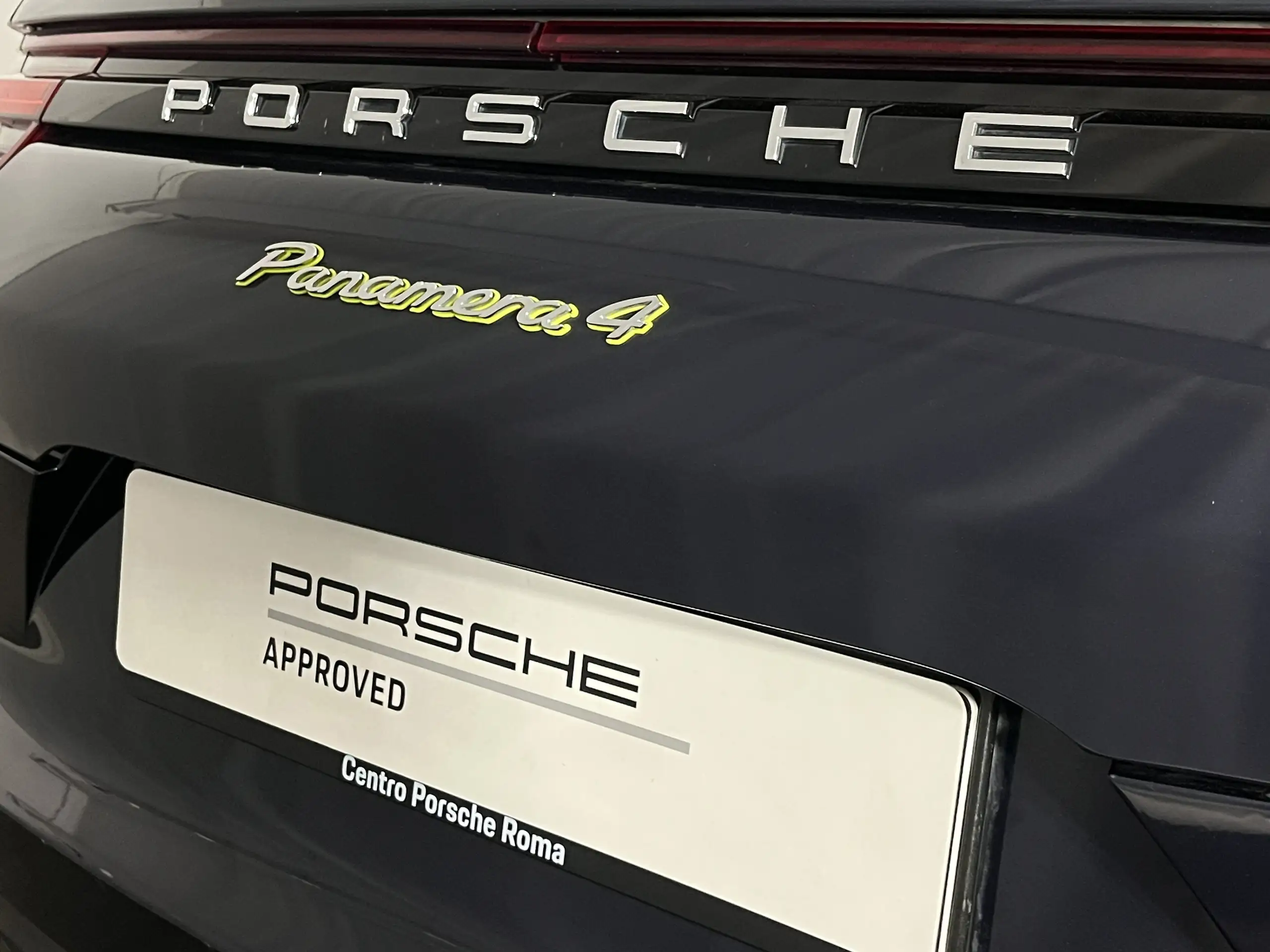 Porsche - Panamera