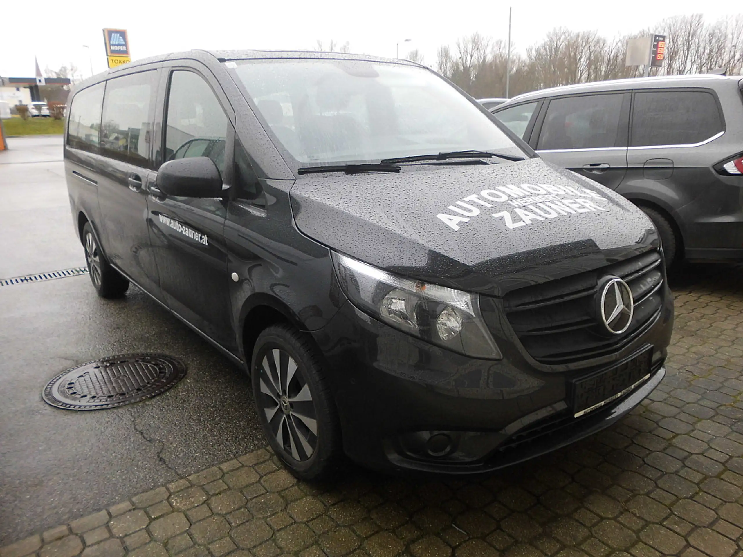 Mercedes-Benz - Vito