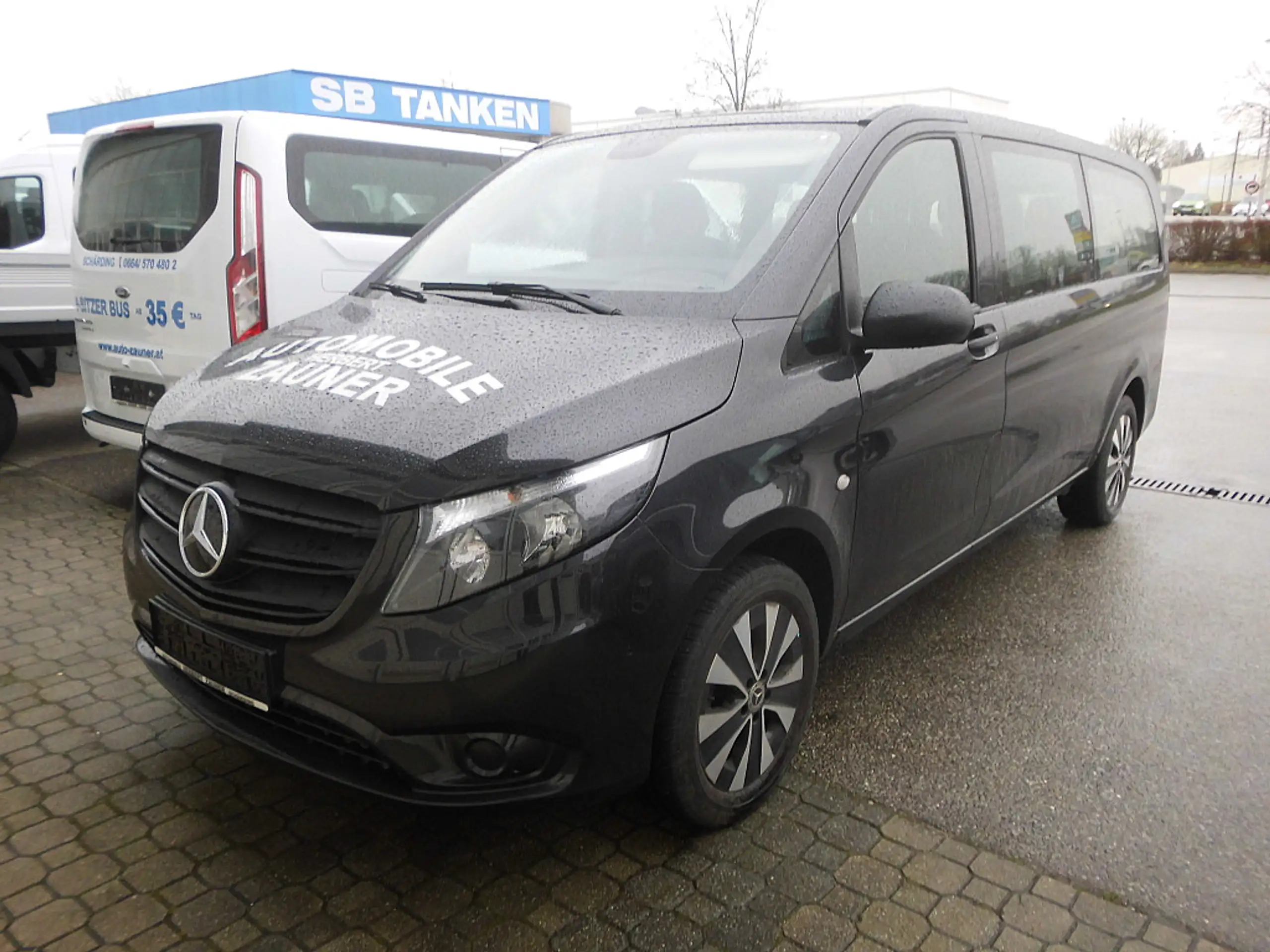 Mercedes-Benz - Vito