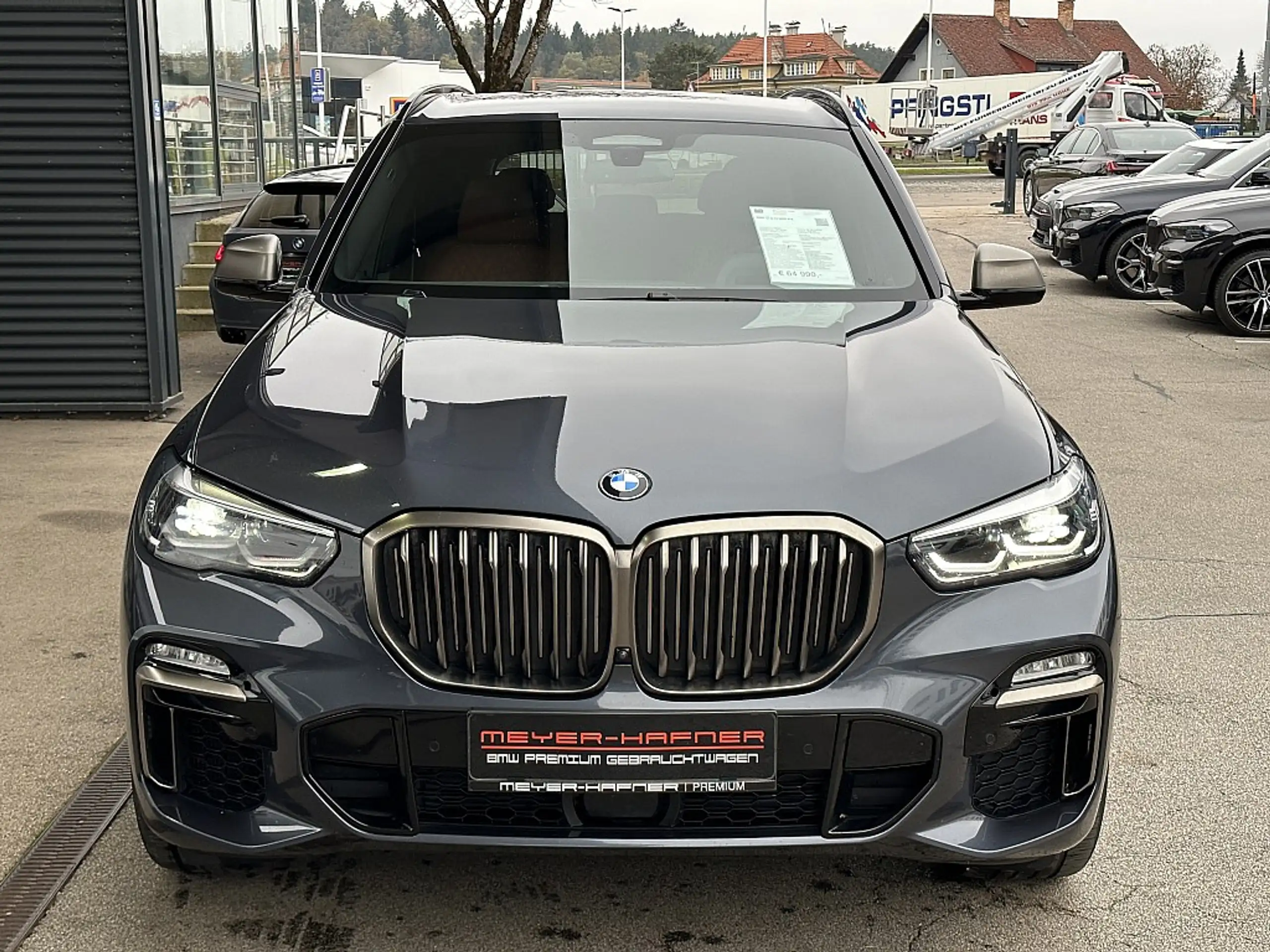 BMW - X5 M