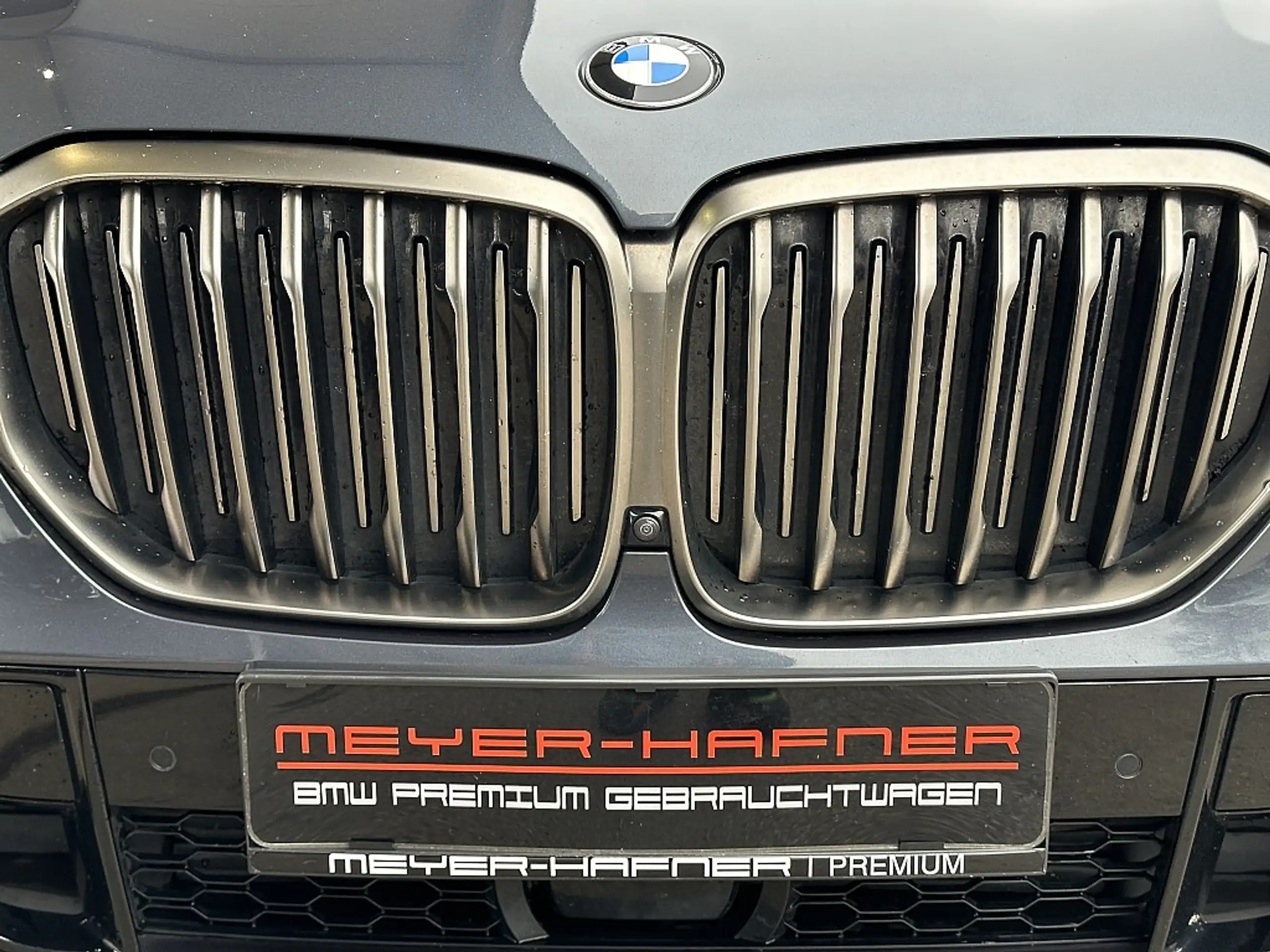 BMW - X5 M