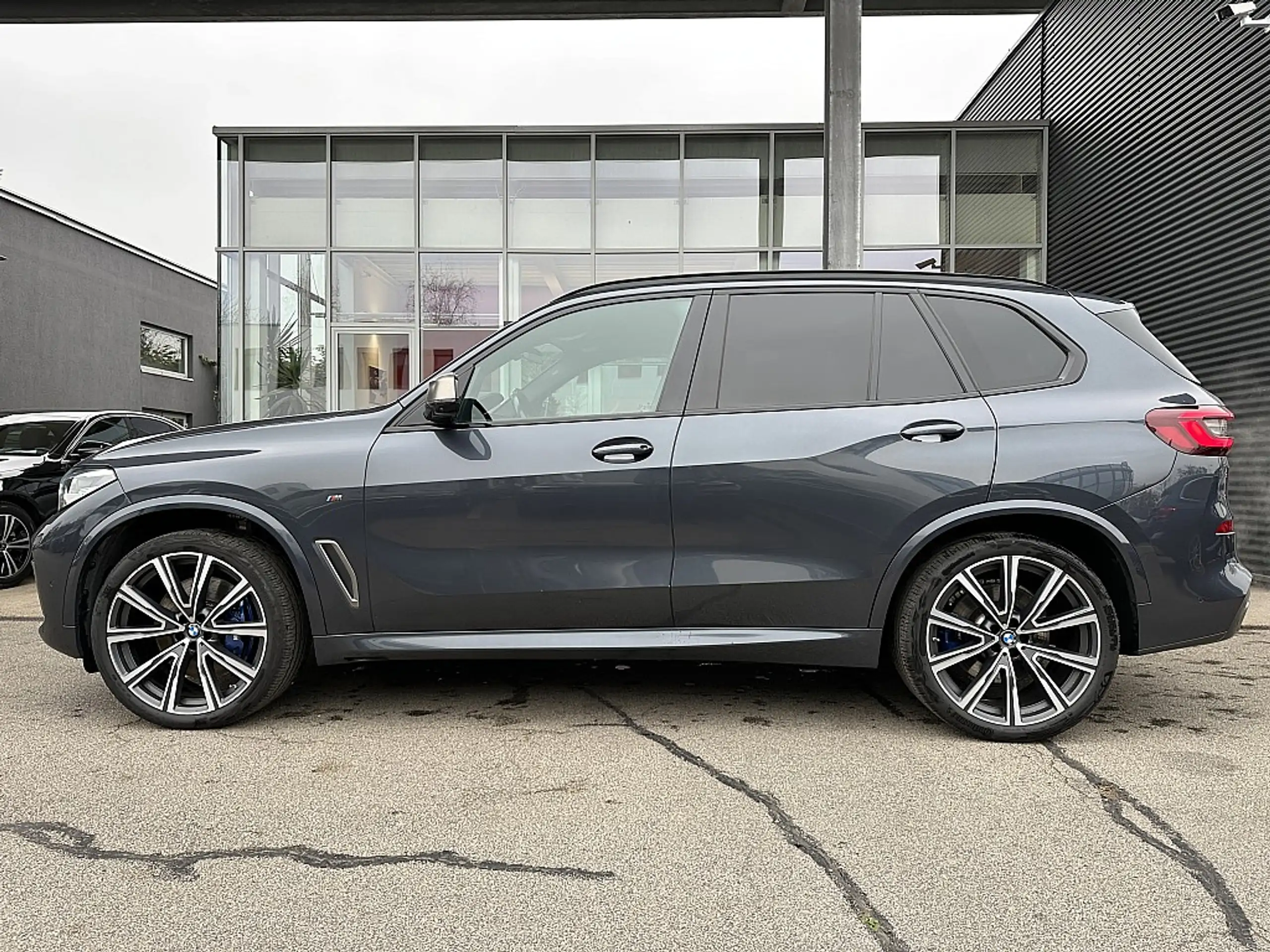 BMW - X5 M