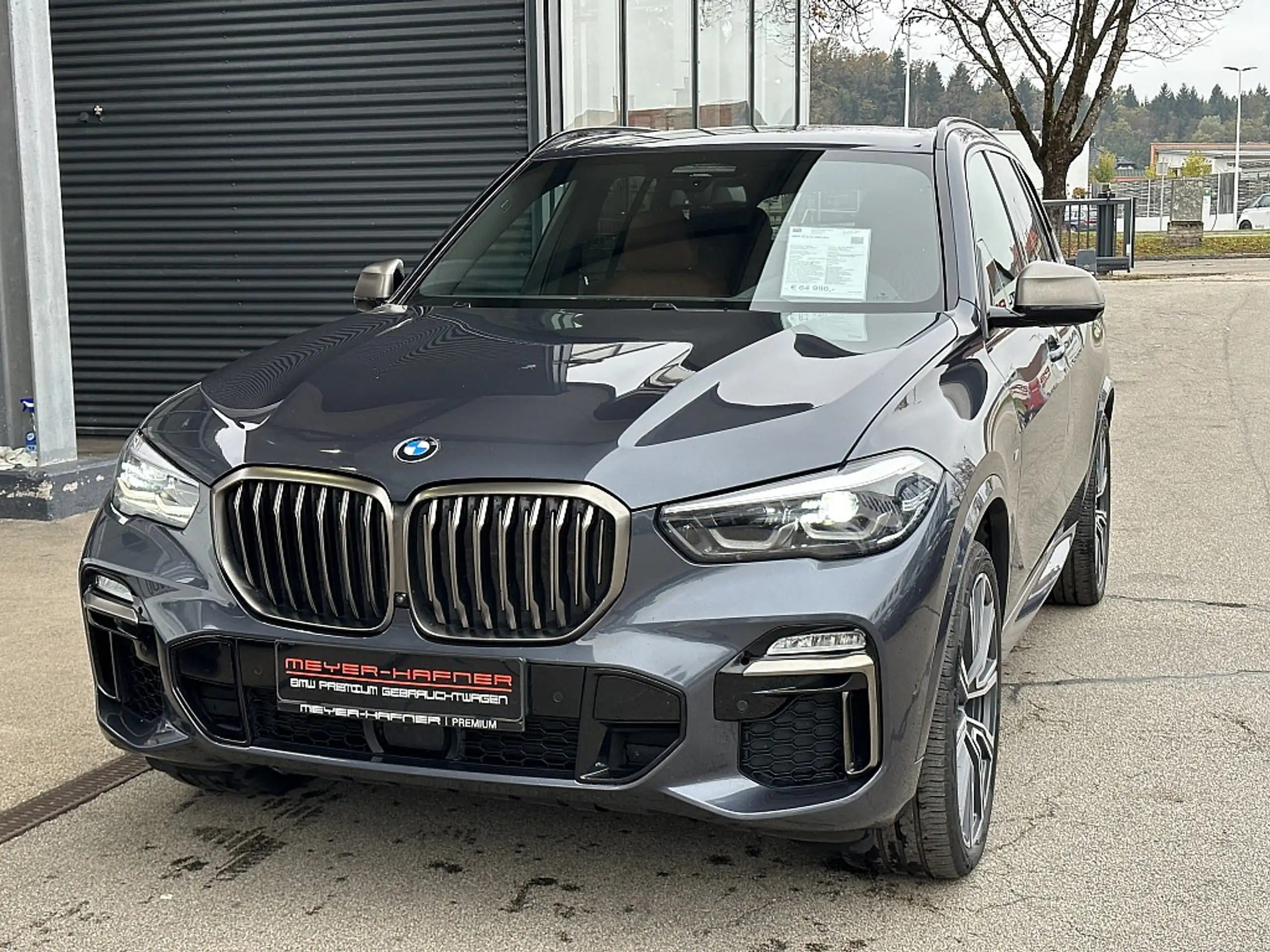 BMW - X5 M