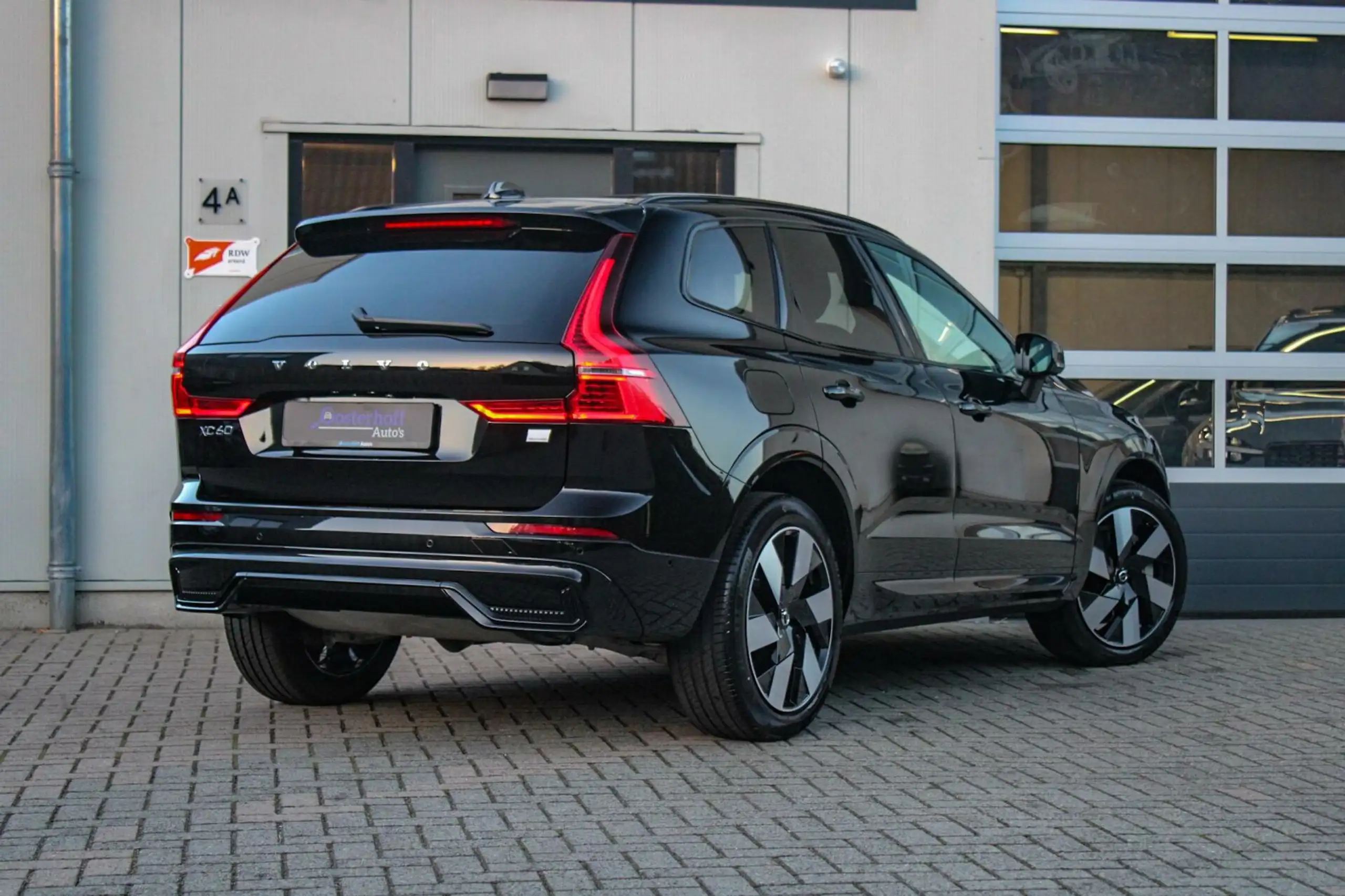 Volvo - XC60