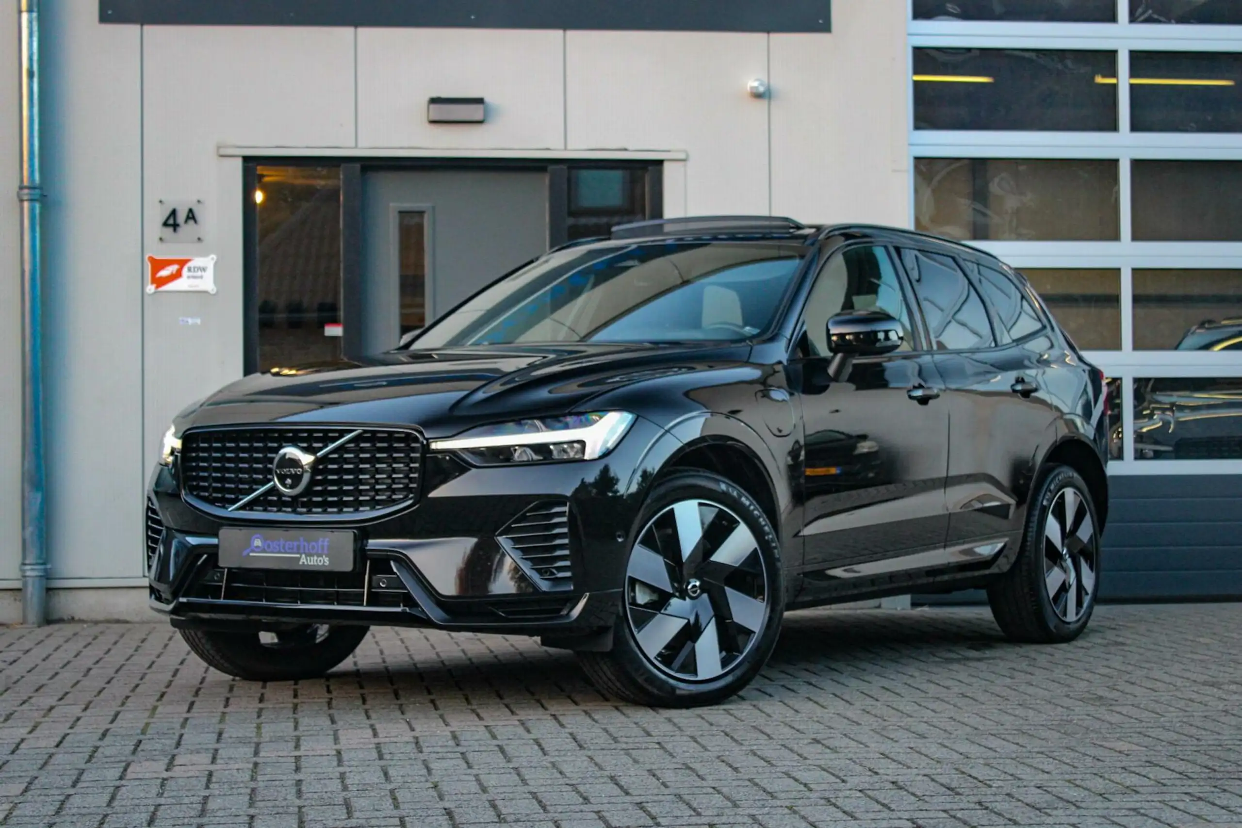 Volvo - XC60