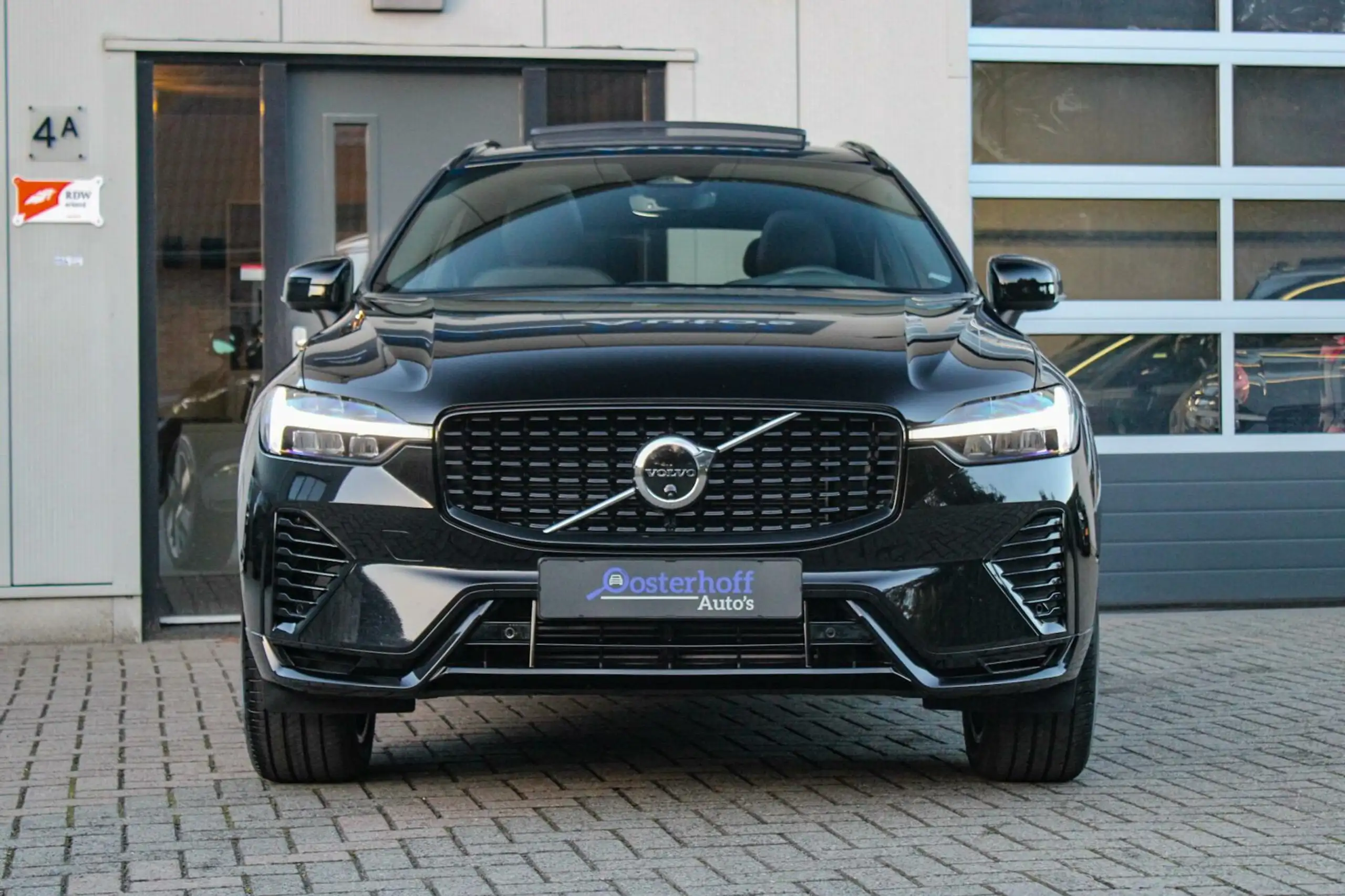 Volvo - XC60