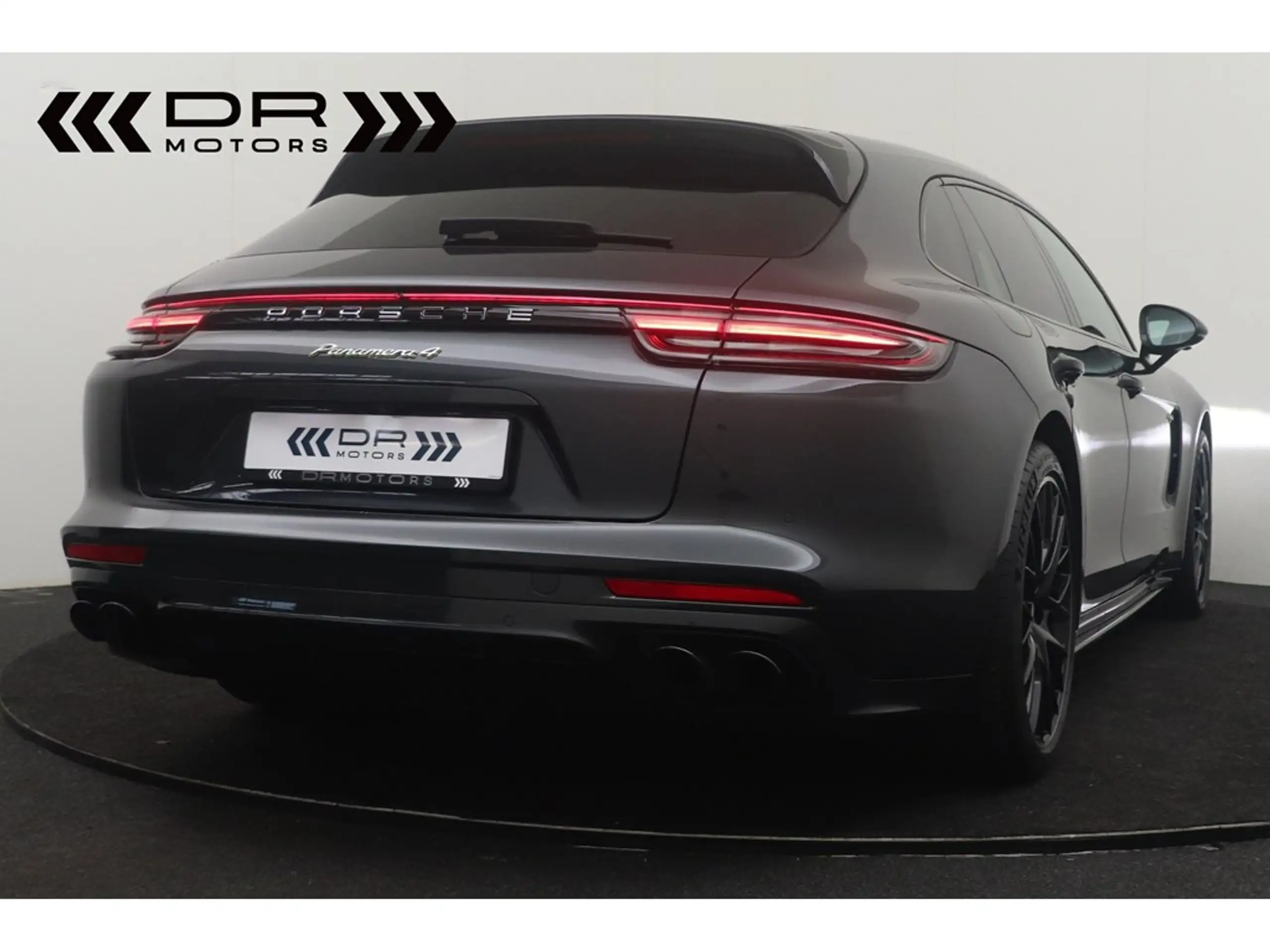 Porsche - Panamera