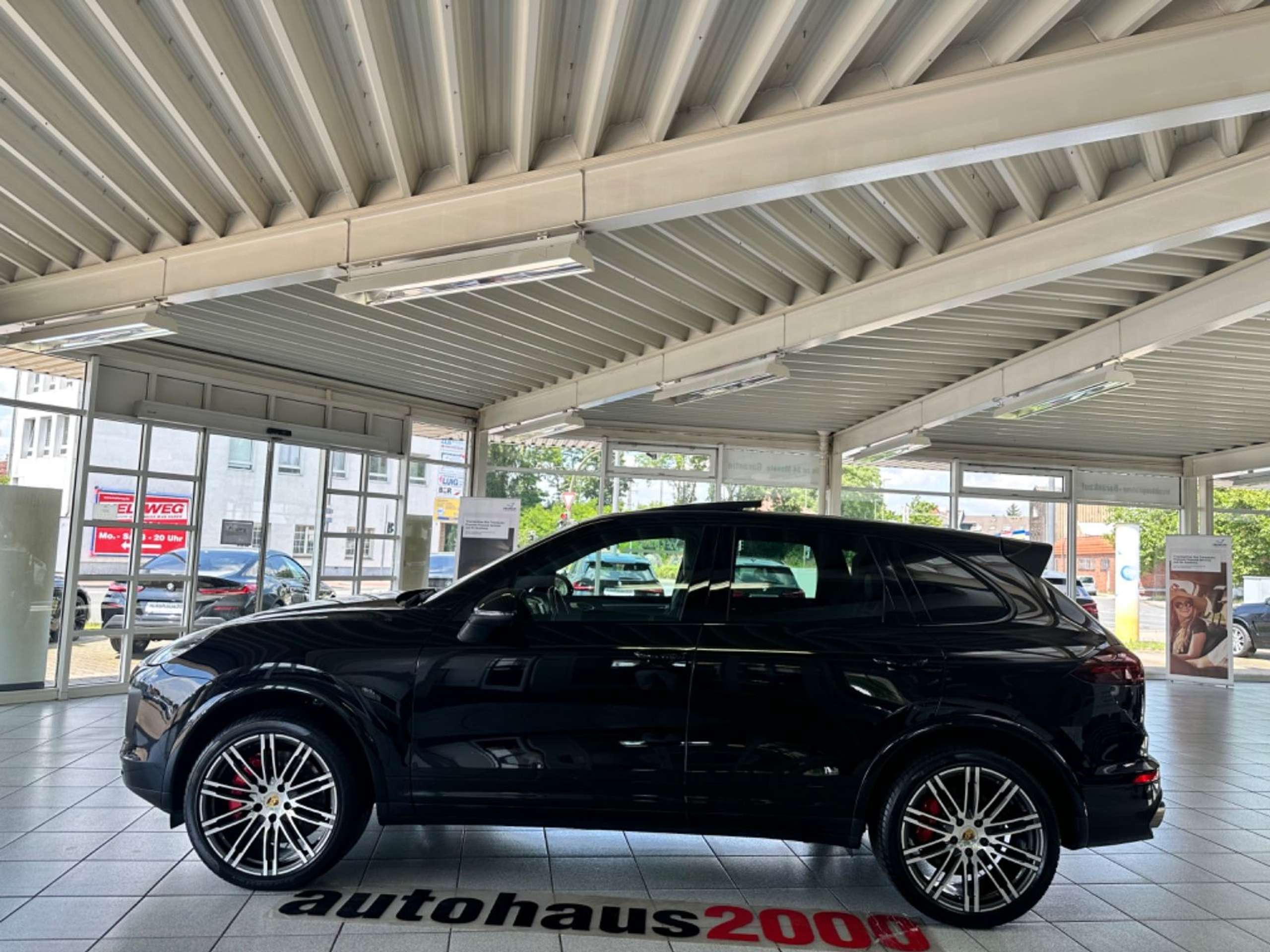 Porsche - Cayenne