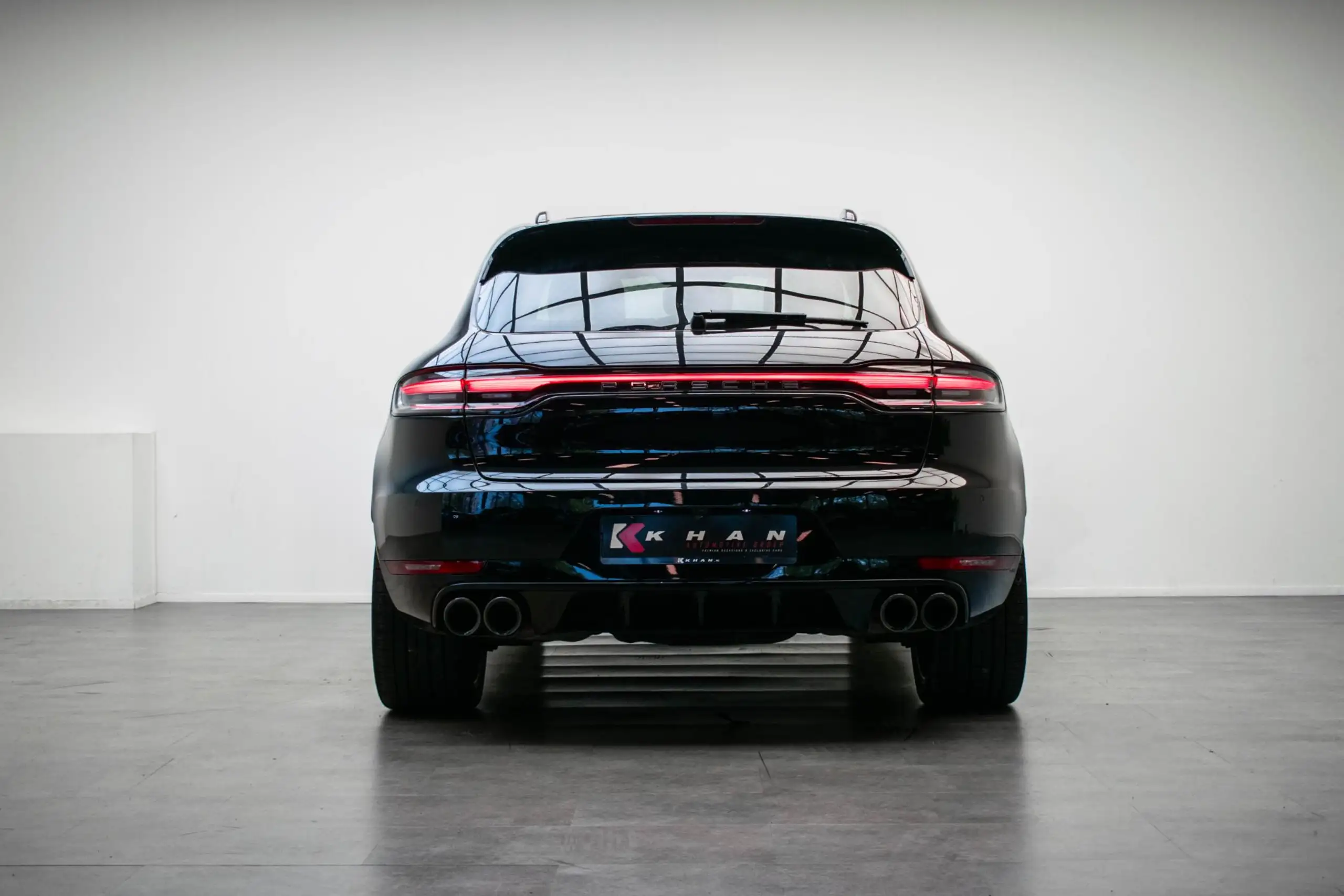 Porsche - Macan