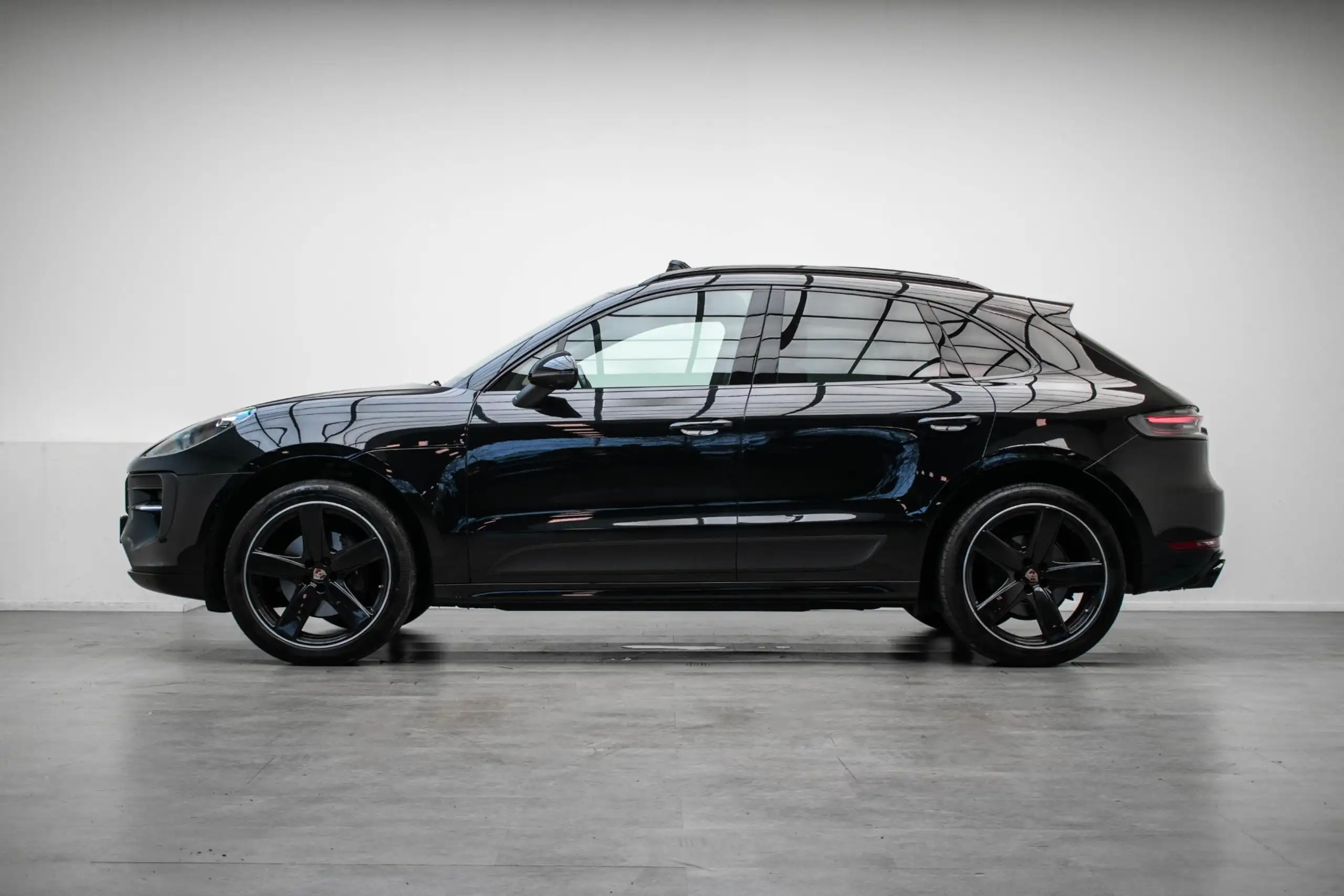 Porsche - Macan