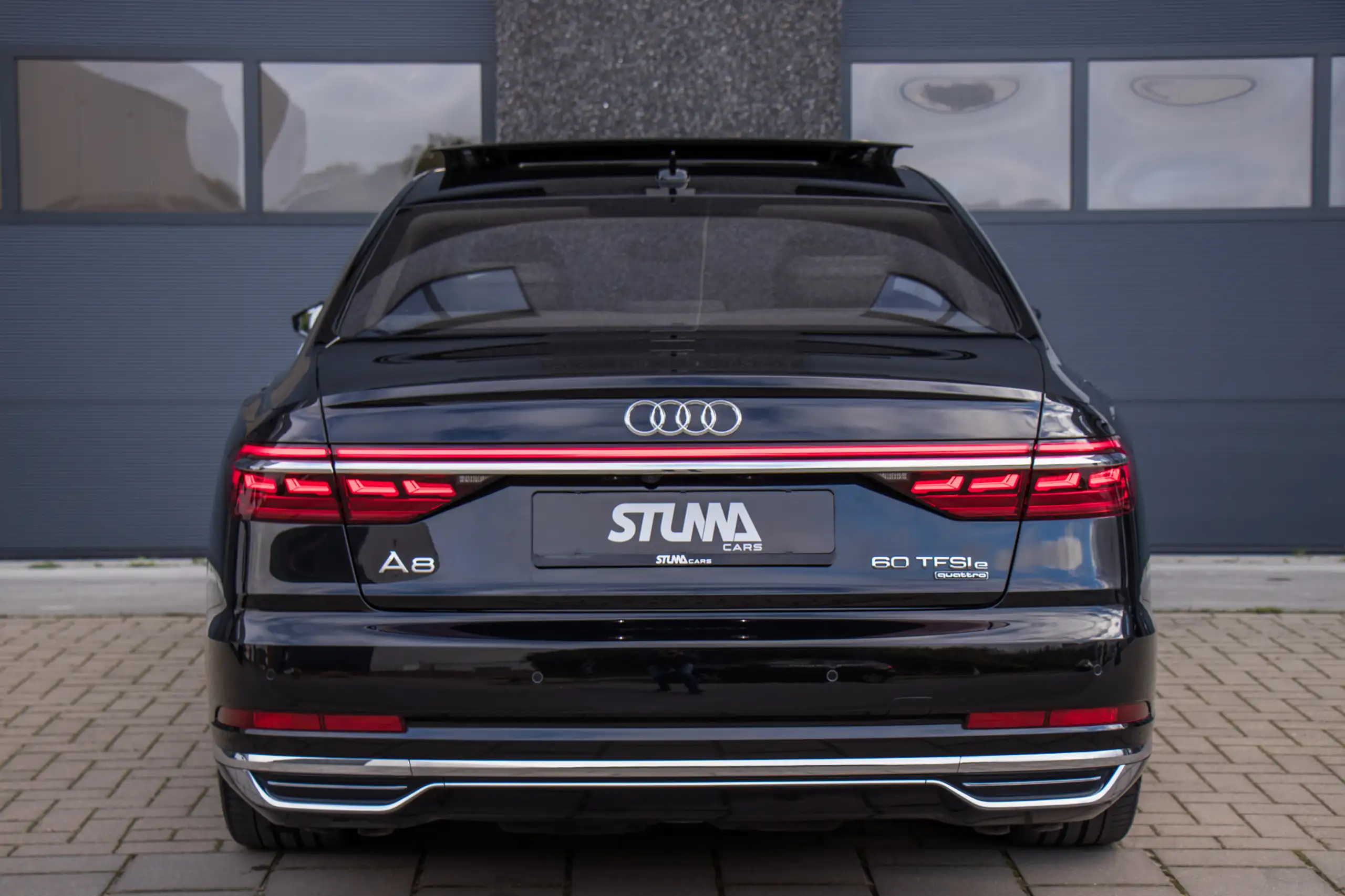 Audi - A8