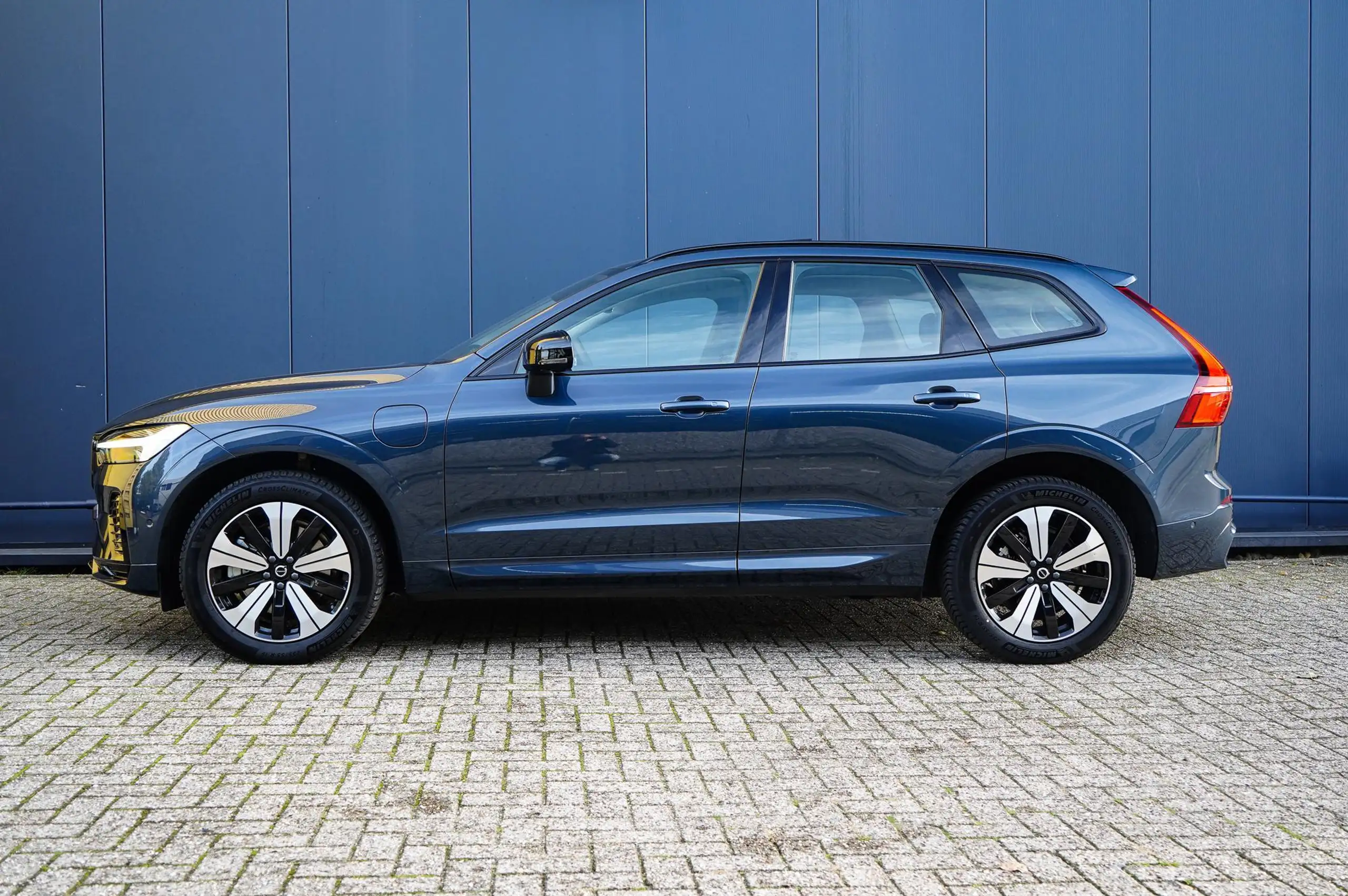 Volvo - XC60