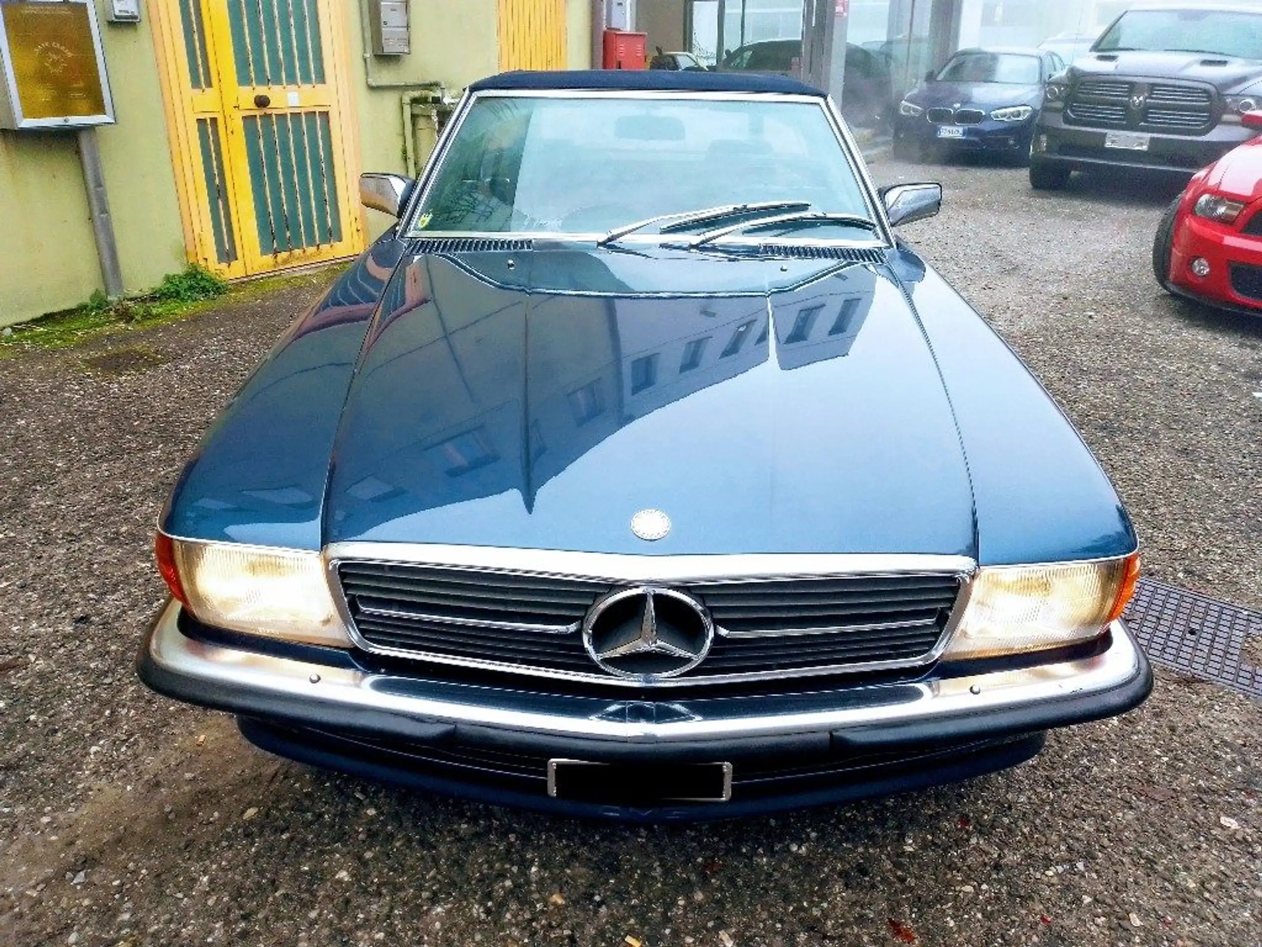 Mercedes-Benz - SL 500