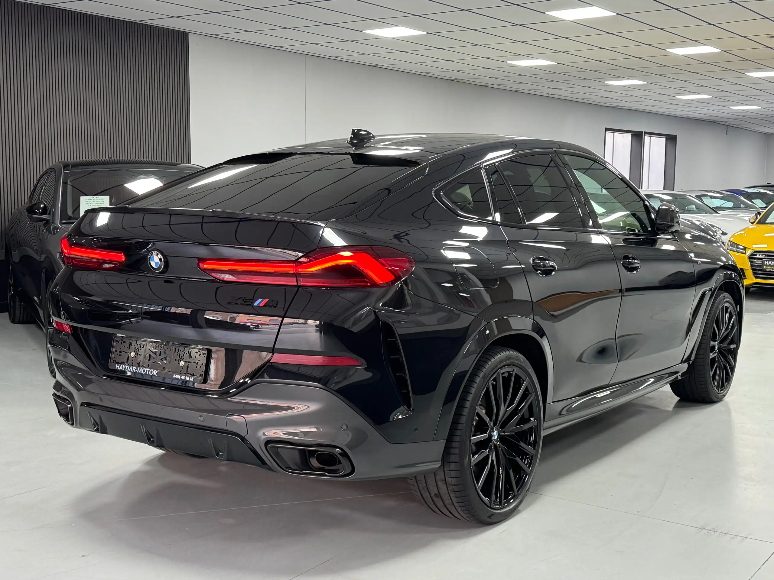 BMW - X6