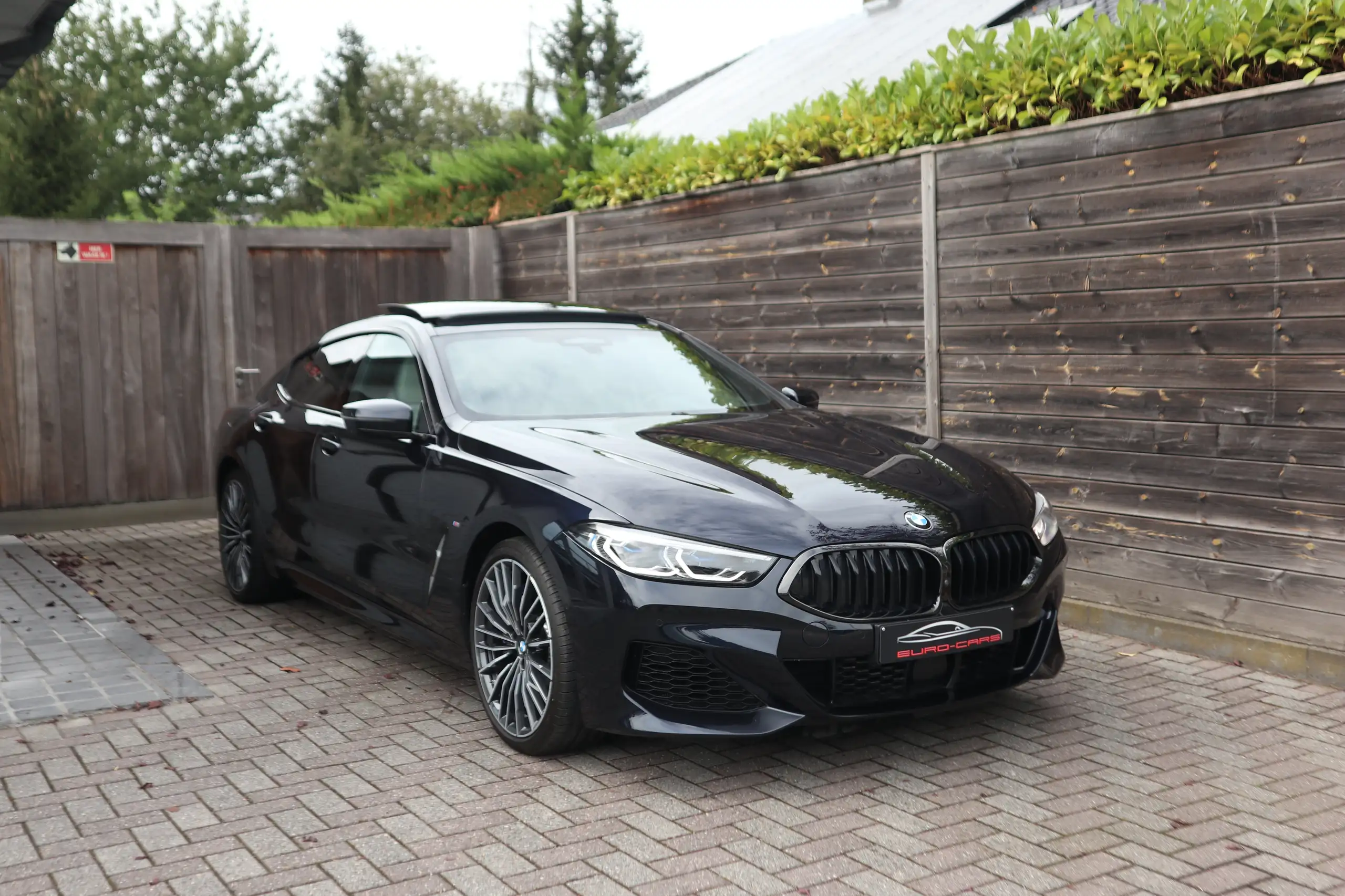 BMW - 840