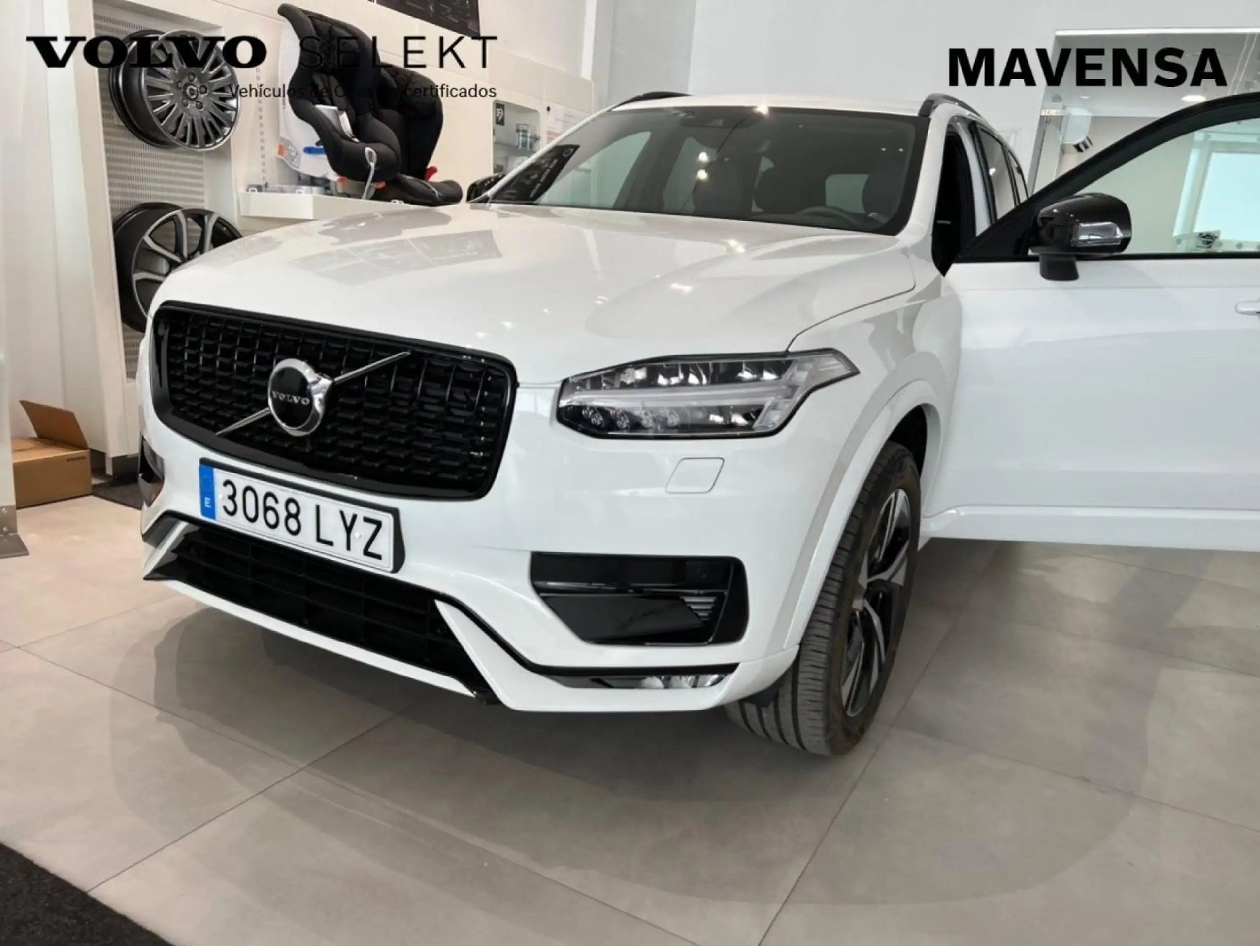 Volvo - XC90