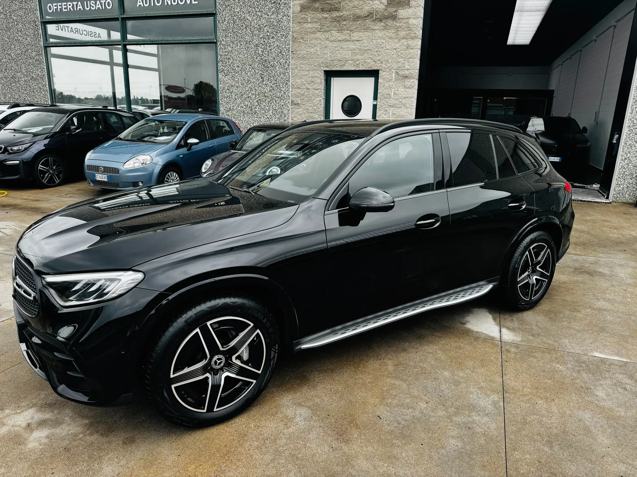 Mercedes-Benz - GLC 200