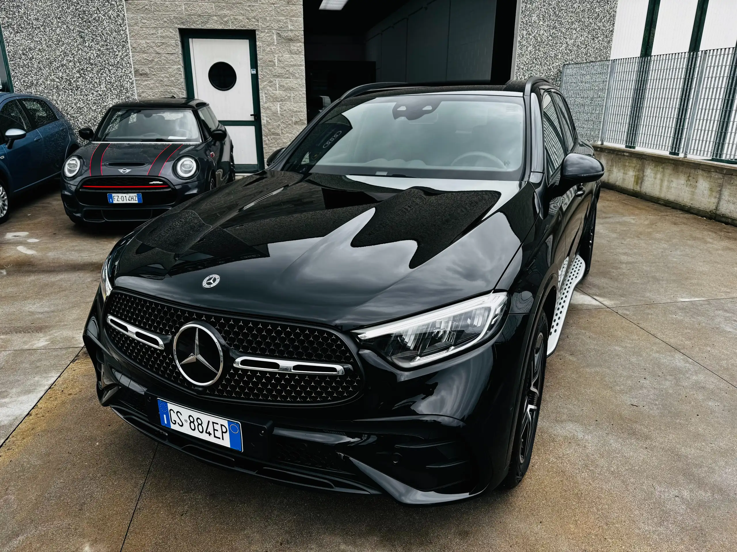 Mercedes-Benz - GLC 200