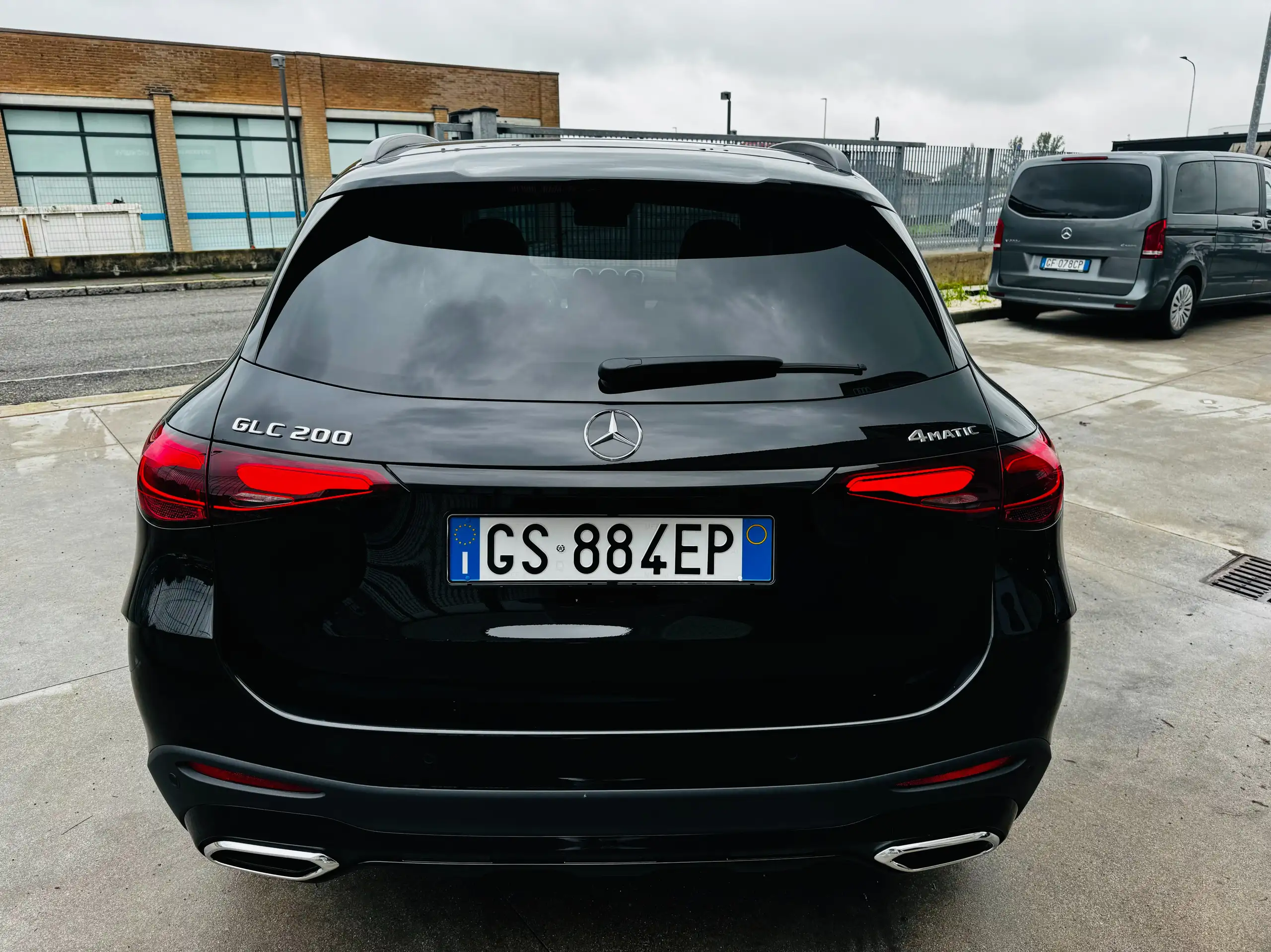 Mercedes-Benz - GLC 200