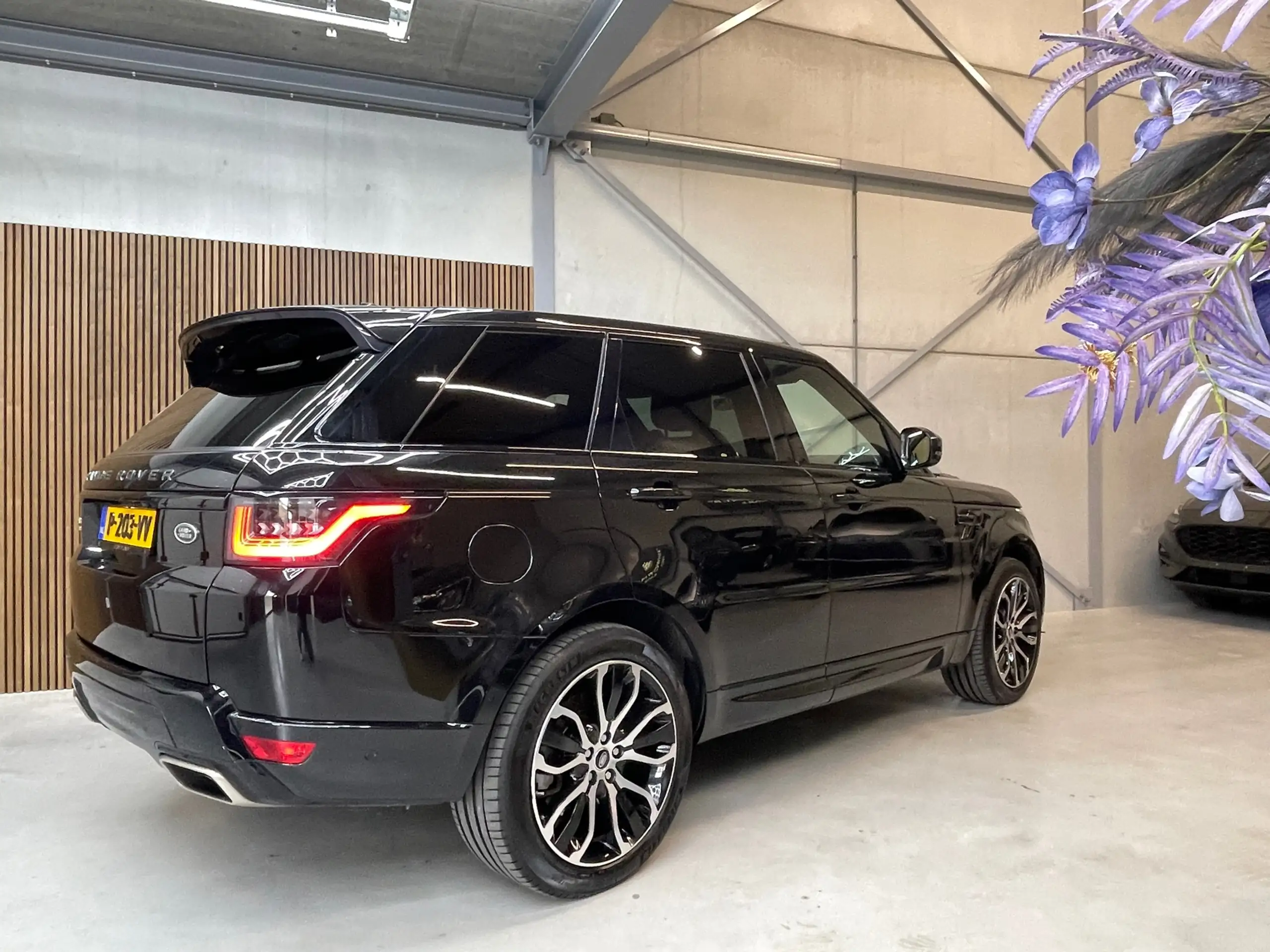 Land Rover - Range Rover Sport