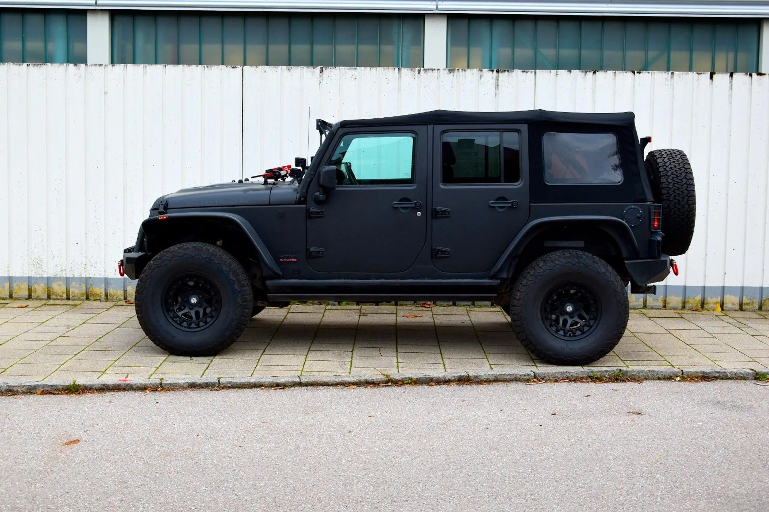 Jeep - Wrangler