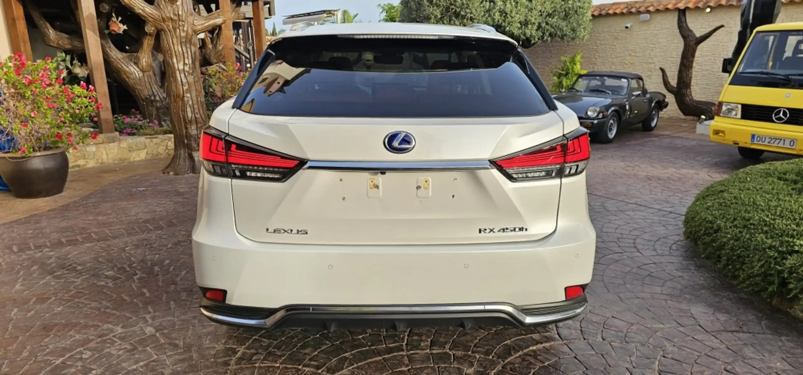 Lexus - RX 450h