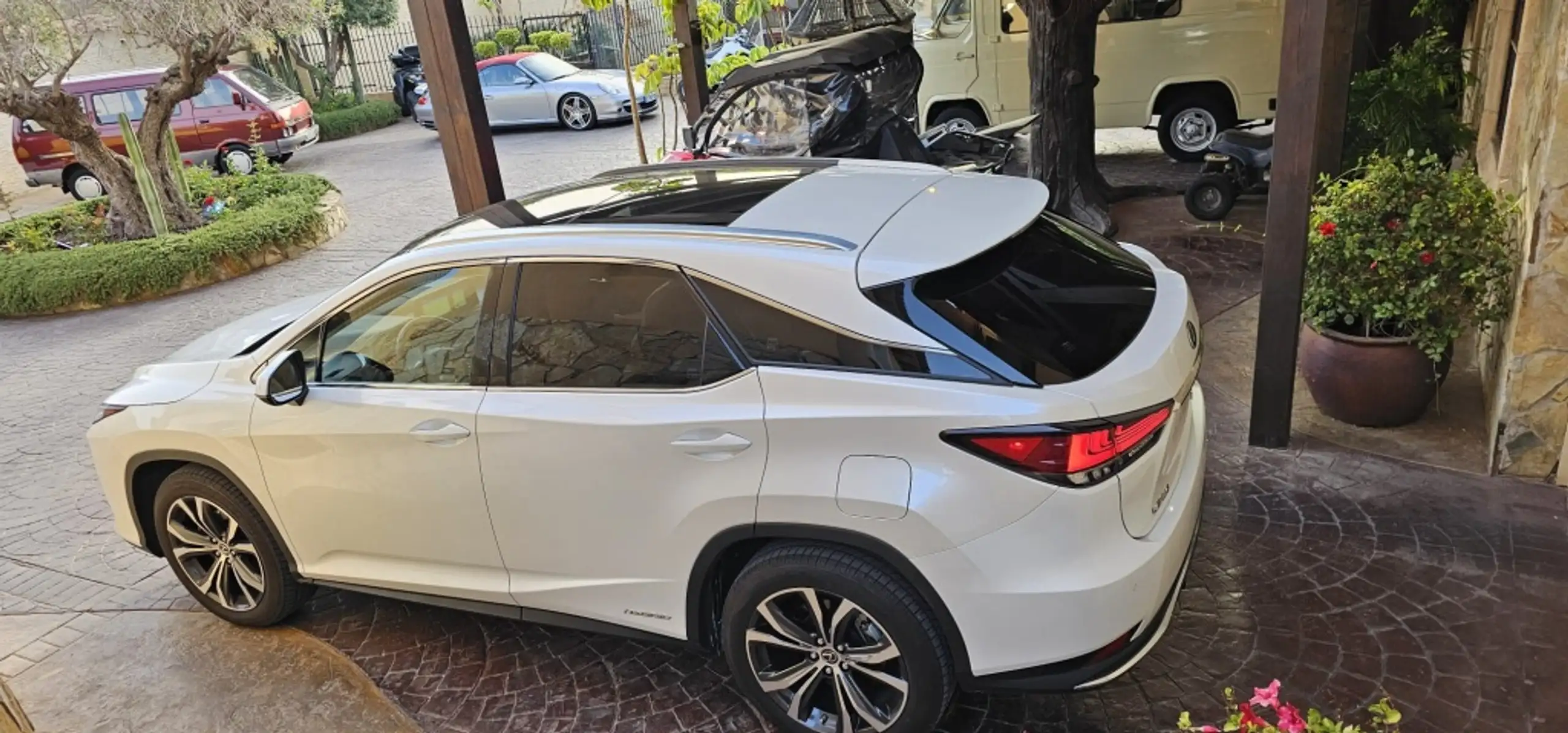 Lexus - RX 450h