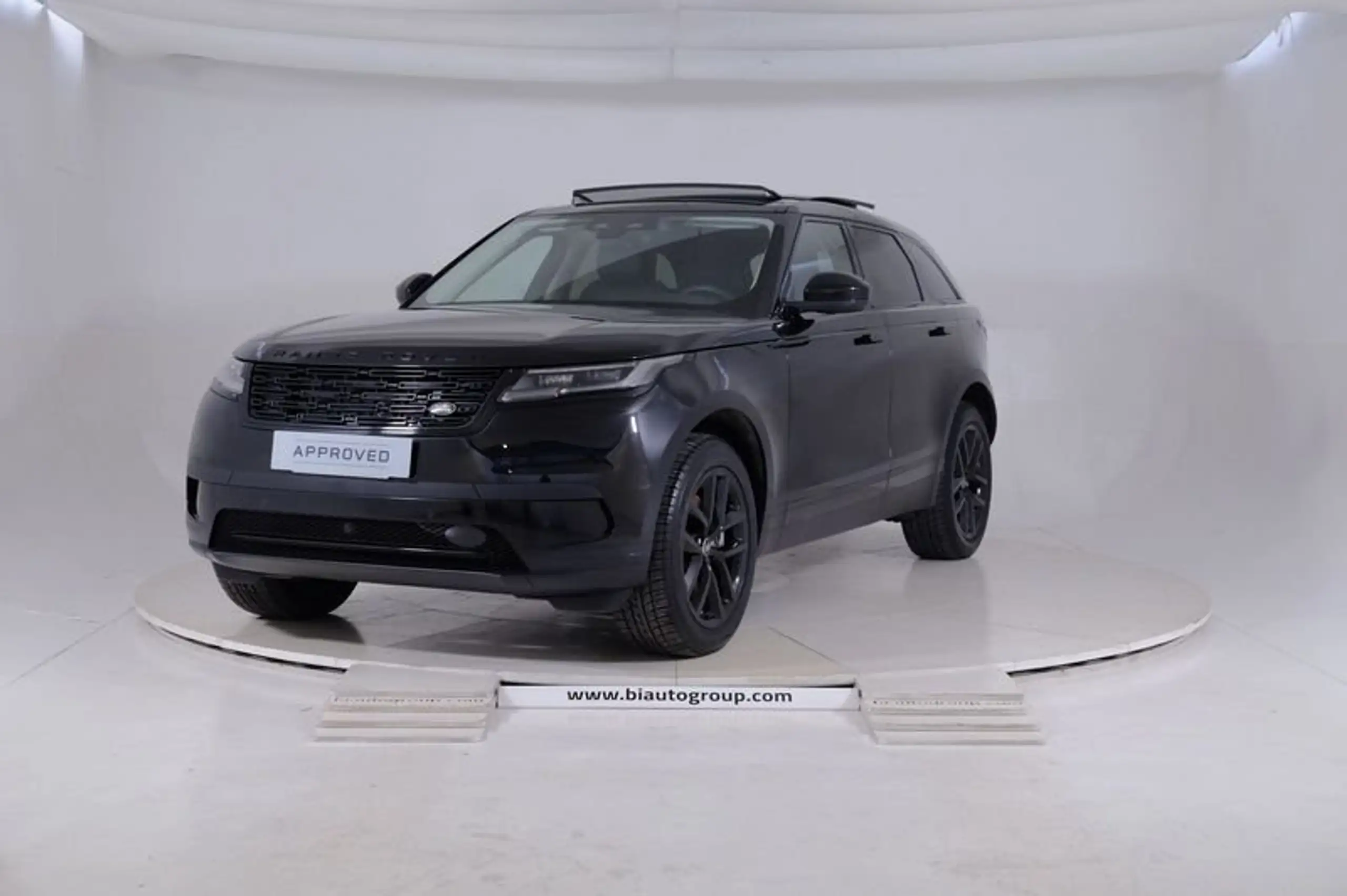 Land Rover - Range Rover Velar