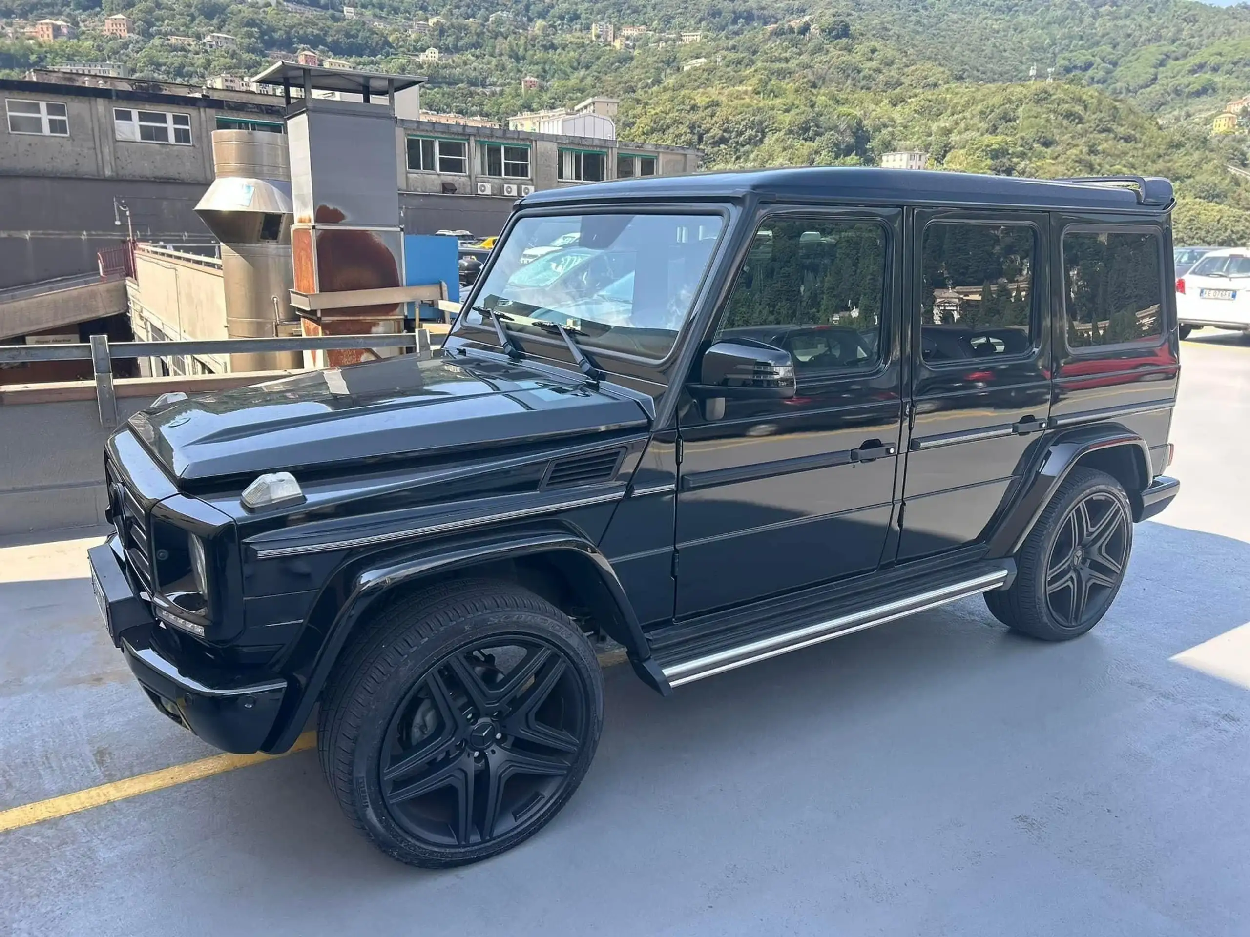 Mercedes-Benz - G 350