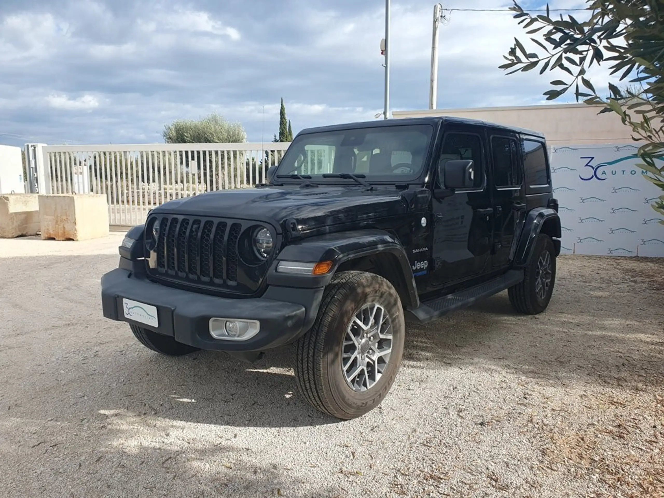 Jeep - Wrangler