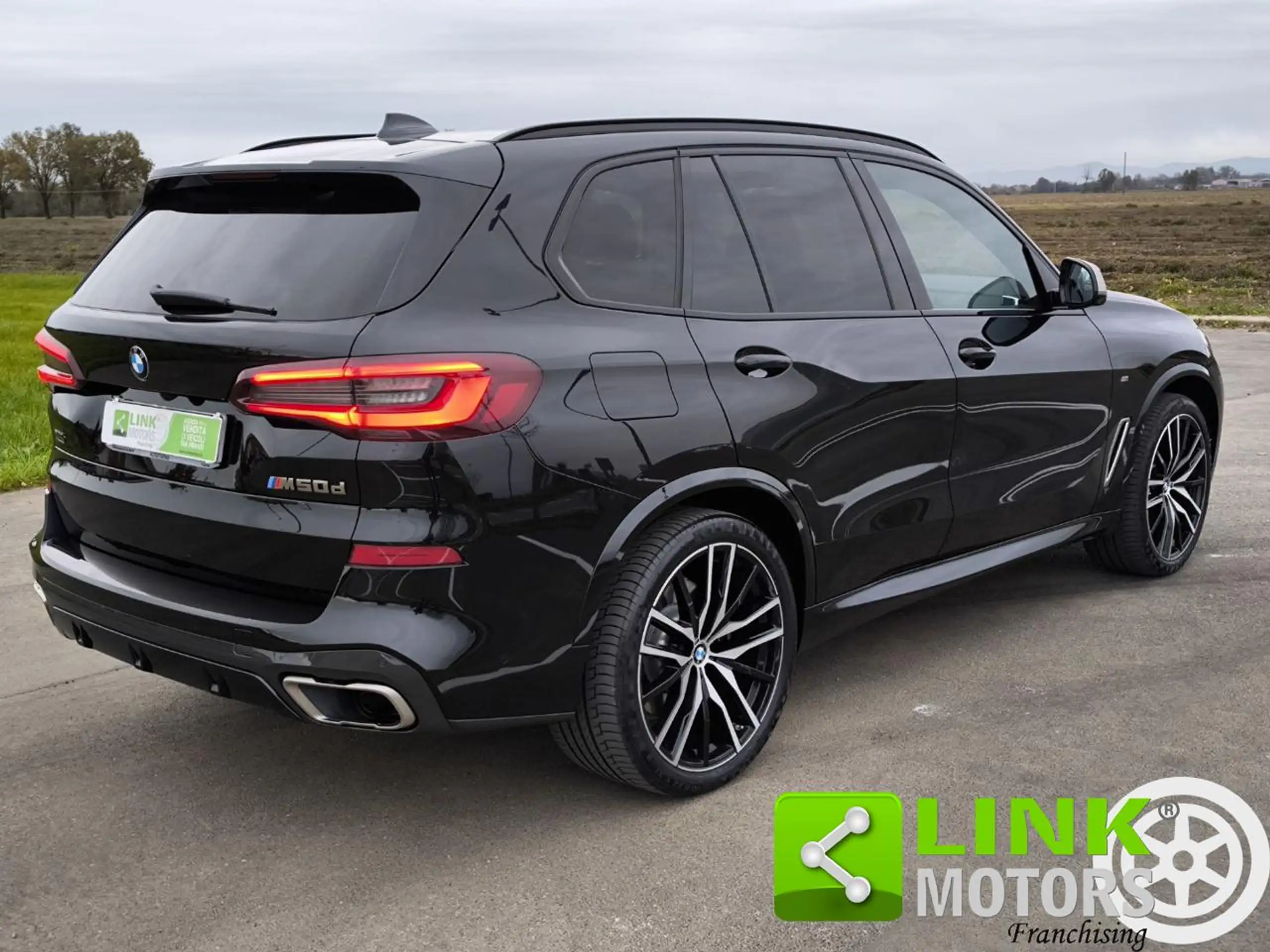 BMW - X5 M