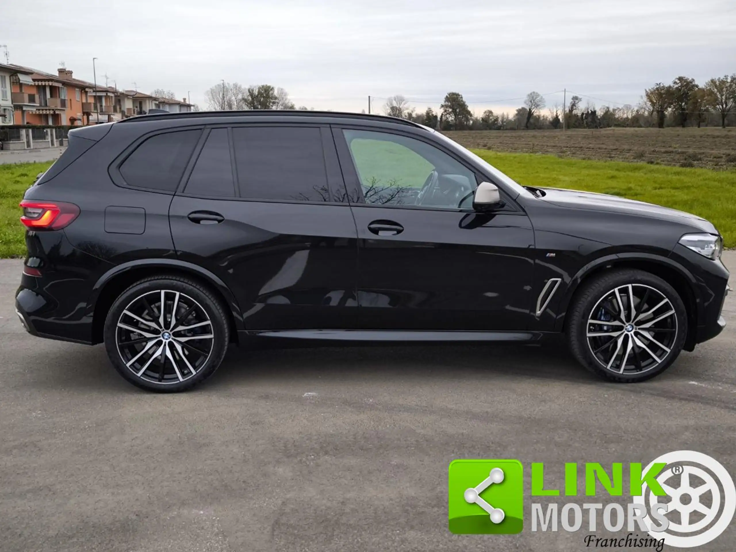 BMW - X5 M