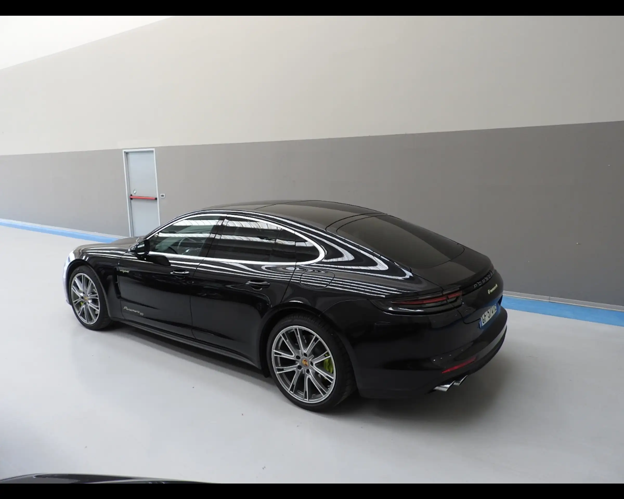 Porsche - Panamera