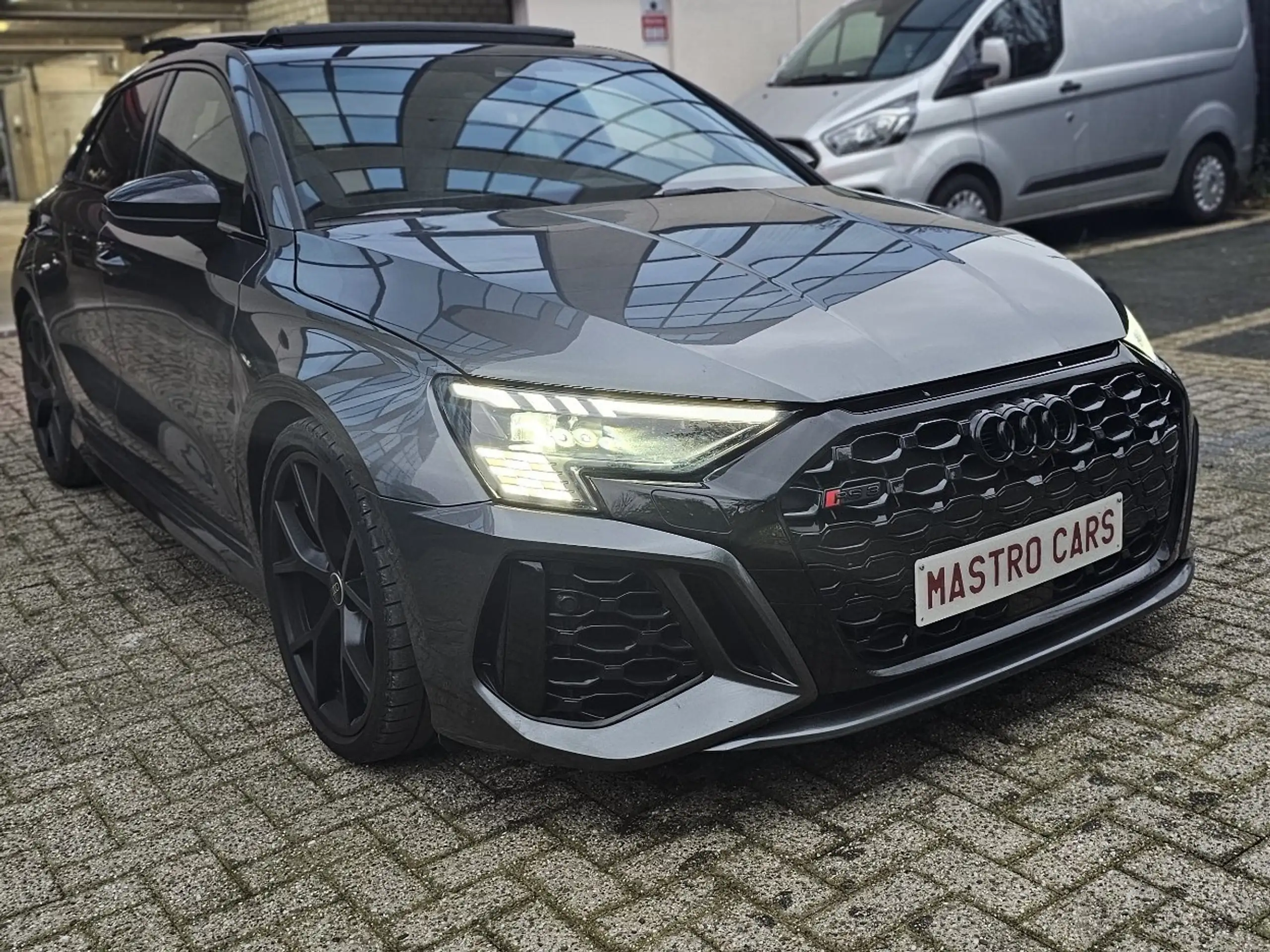 Audi - RS3