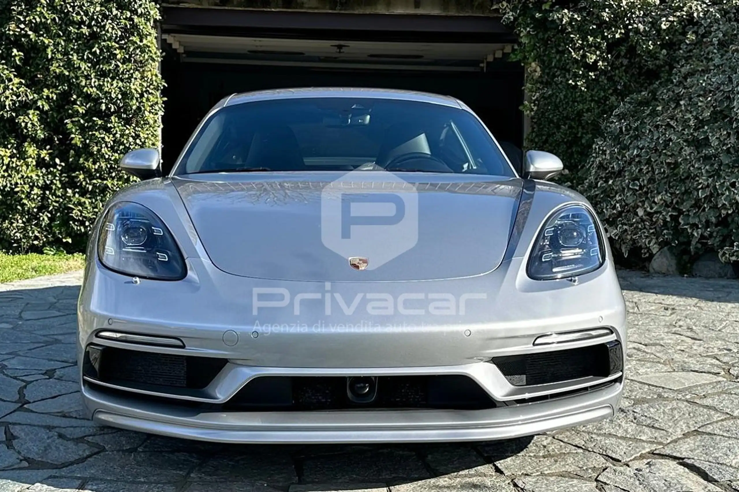 Porsche - Cayman