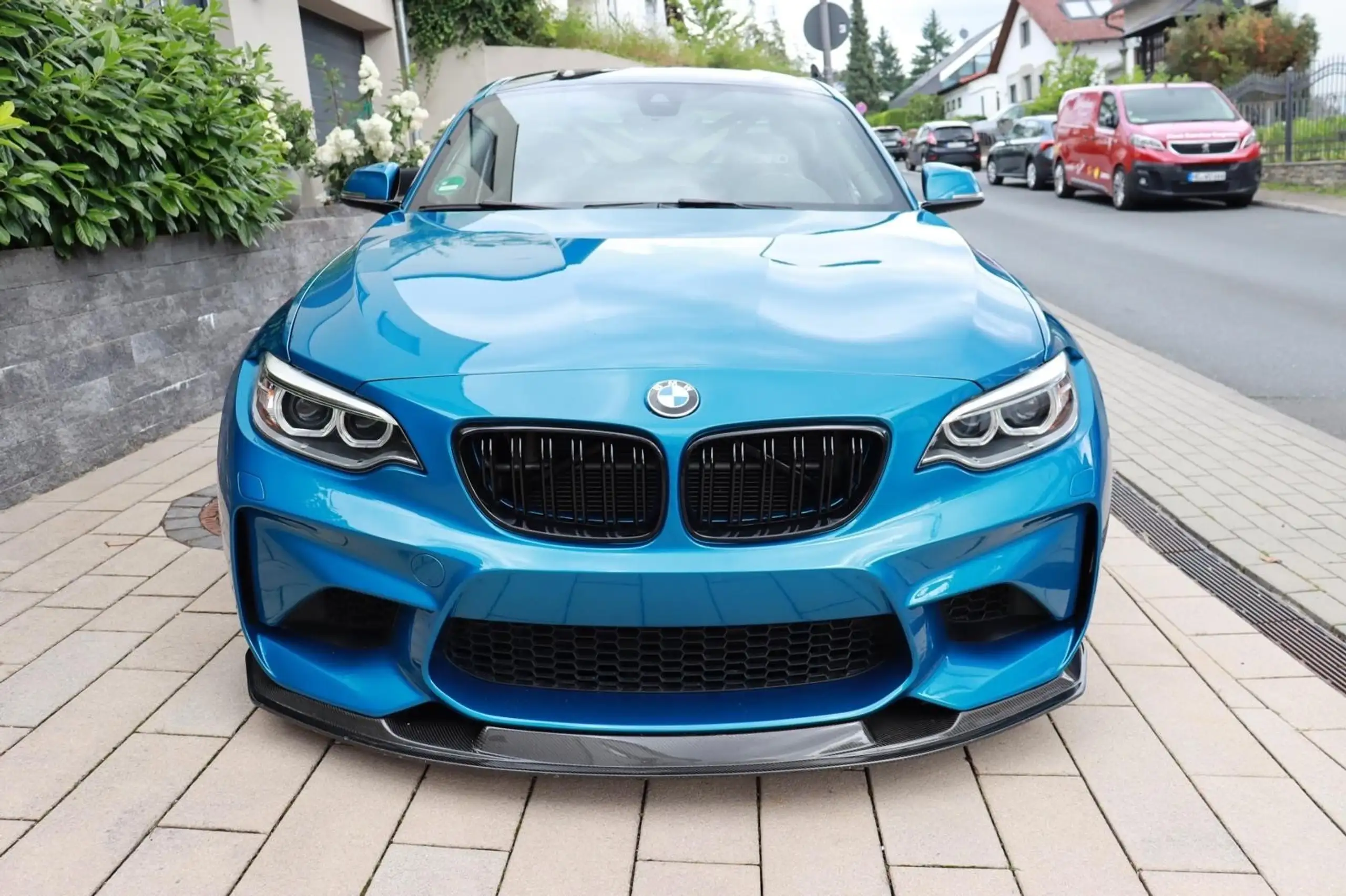 BMW - M2